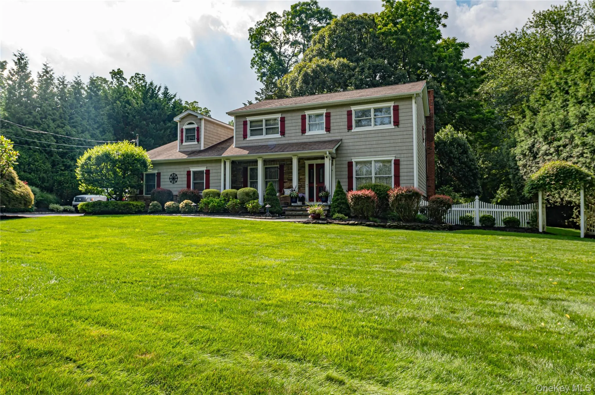 14 Breeze Hill Road, Huntington, NY, 4 Bedrooms Bedrooms, 8 Rooms Rooms,3 BathroomsBathrooms,Residential,For Rent,Breeze Hill,0,1035695 14 Breeze Hill Road, Huntington, NY, 4 Bedrooms Bedrooms, 8 Rooms Rooms,3 BathroomsBathrooms,Residential,For Rent,Breeze Hill,0,1035695