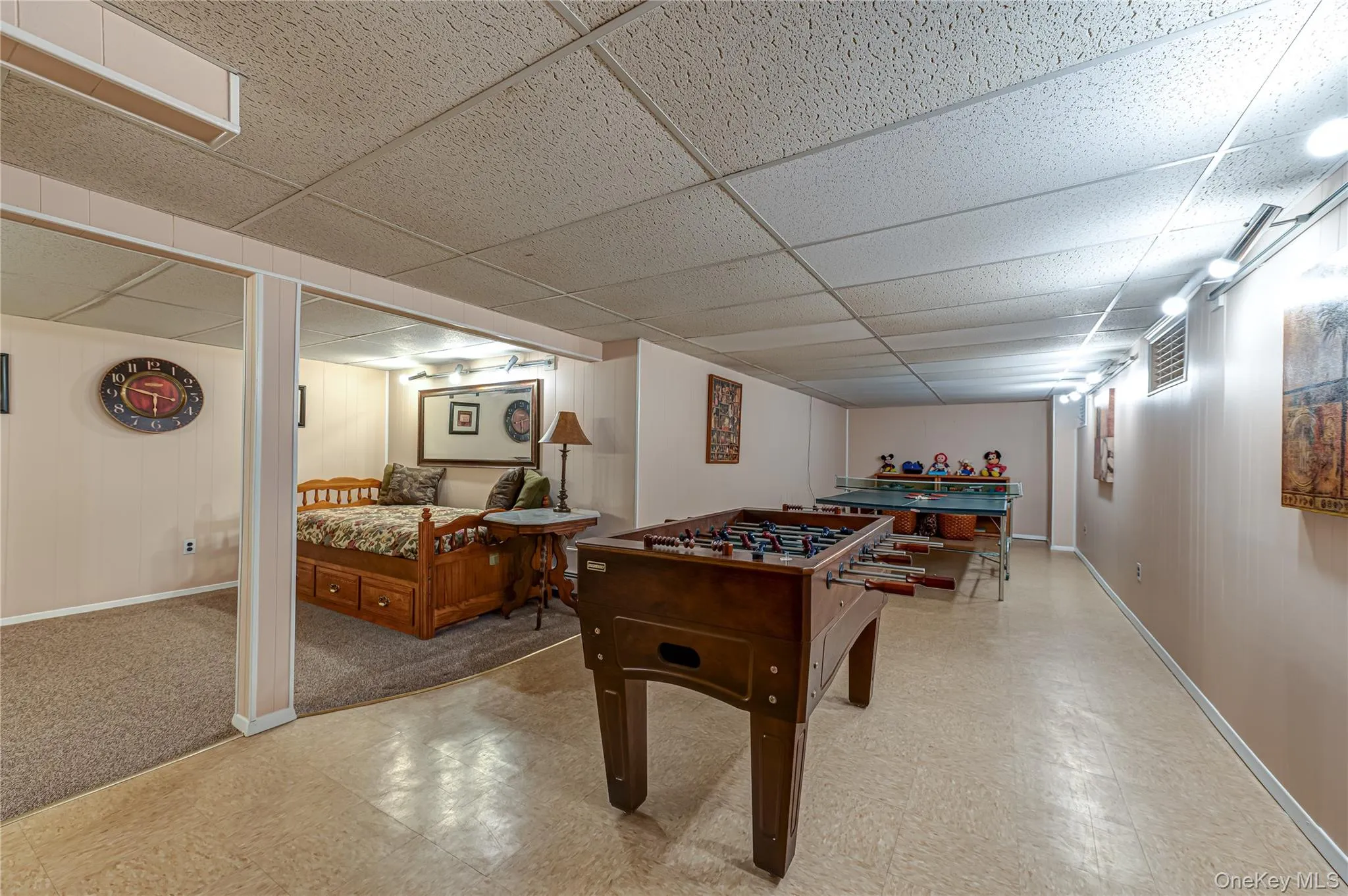 14 Breeze Hill Road, Huntington, NY, 4 Bedrooms Bedrooms, 8 Rooms Rooms,3 BathroomsBathrooms,Residential,For Rent,Breeze Hill,0,1035695 14 Breeze Hill Road, Huntington, NY, 4 Bedrooms Bedrooms, 8 Rooms Rooms,3 BathroomsBathrooms,Residential,For Rent,Breeze Hill,0,1035695