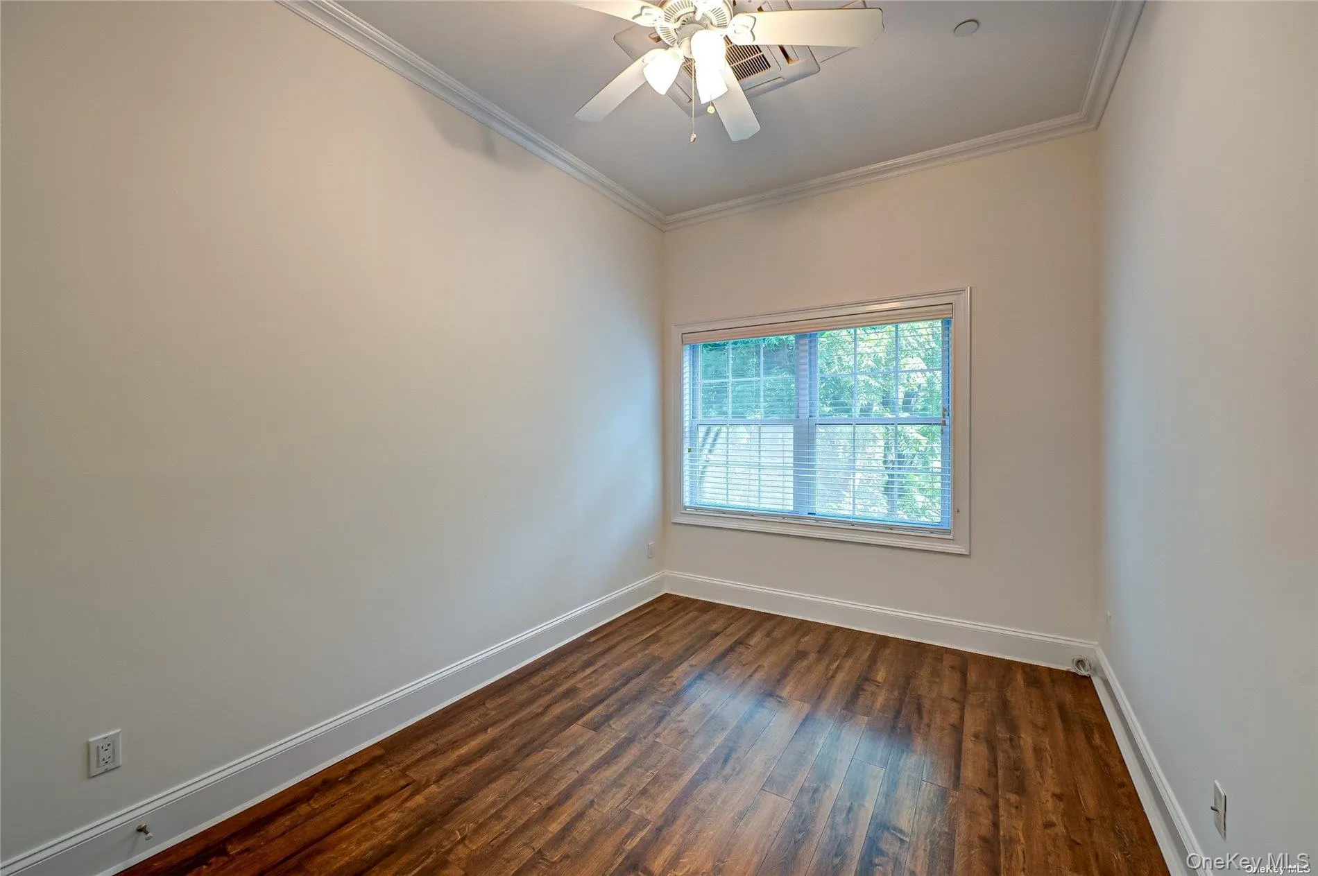 50-3A Stewart Avenue, Huntington, NY, 2 Bedrooms Bedrooms, 4 Rooms Rooms,1 BathroomBathrooms,Residential Lease,For Rent,Stewart,0,1035696 50-3A Stewart Avenue, Huntington, NY, 2 Bedrooms Bedrooms, 4 Rooms Rooms,1 BathroomBathrooms,Residential Lease,For Rent,Stewart,0,1035696