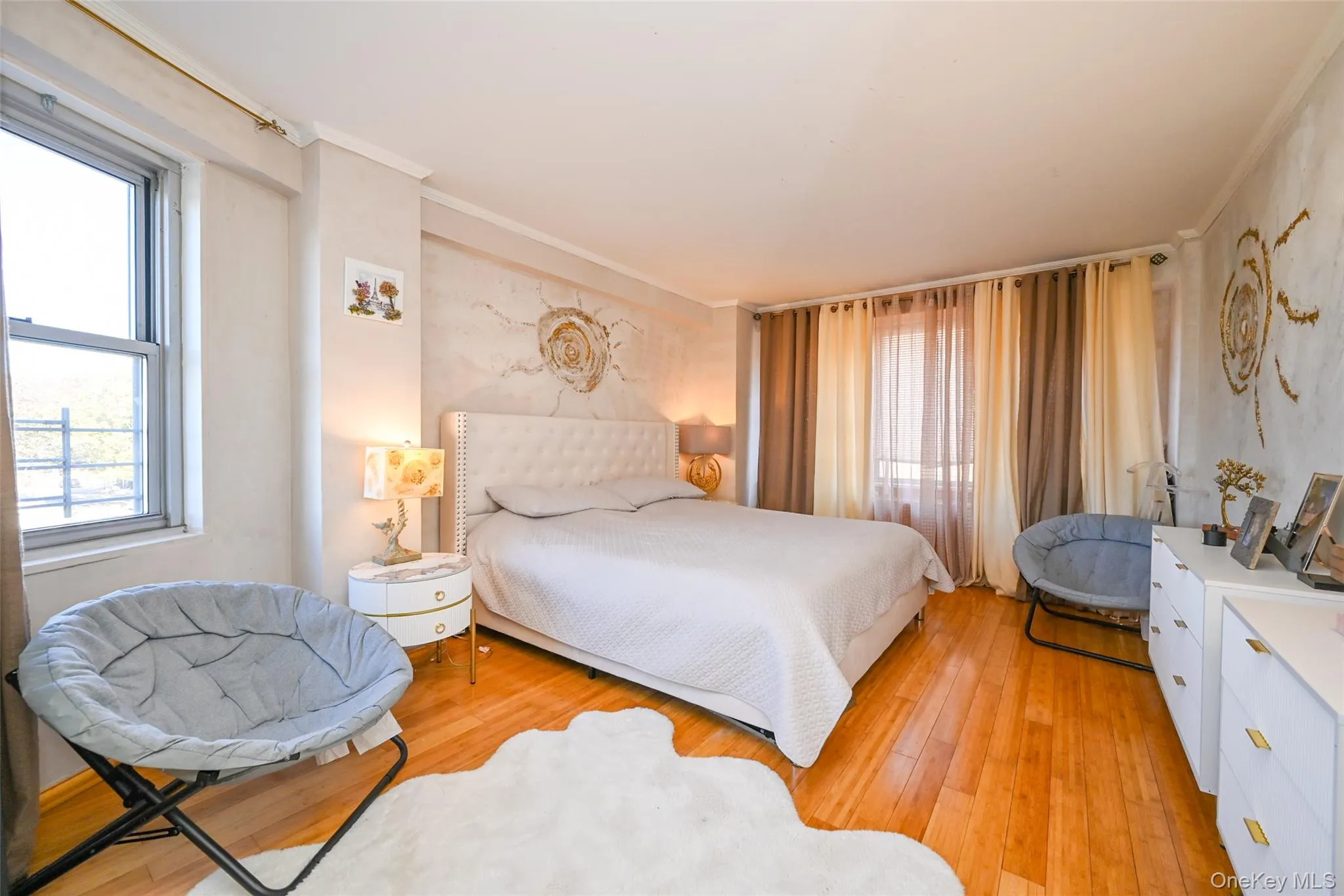 85-15 Main Street, New York, NY, 3 Bedrooms Bedrooms, 6 Rooms Rooms,2 BathroomsBathrooms,Residential,For Rent,Main,0,1035700 85-15 Main Street, New York, NY, 3 Bedrooms Bedrooms, 6 Rooms Rooms,2 BathroomsBathrooms,Residential,For Rent,Main,0,1035700