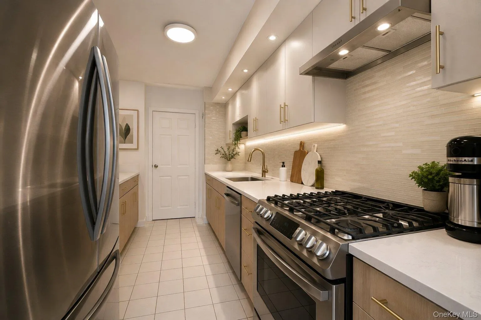 85-15 Main Street, New York, NY, 3 Bedrooms Bedrooms, 6 Rooms Rooms,2 BathroomsBathrooms,Residential,For Rent,Main,0,1035700 85-15 Main Street, New York, NY, 3 Bedrooms Bedrooms, 6 Rooms Rooms,2 BathroomsBathrooms,Residential,For Rent,Main,0,1035700