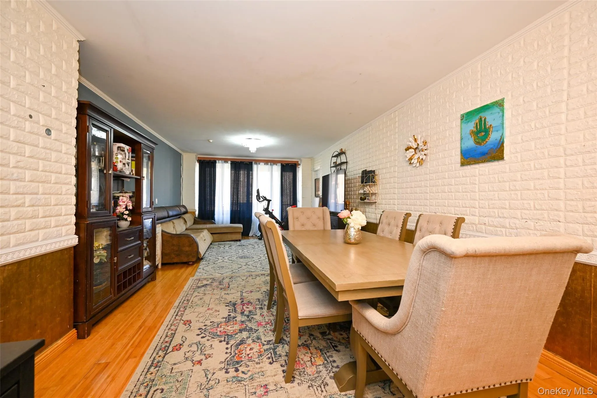 85-15 Main Street, New York, NY, 3 Bedrooms Bedrooms, 6 Rooms Rooms,2 BathroomsBathrooms,Residential,For Rent,Main,0,1035700 85-15 Main Street, New York, NY, 3 Bedrooms Bedrooms, 6 Rooms Rooms,2 BathroomsBathrooms,Residential,For Rent,Main,0,1035700