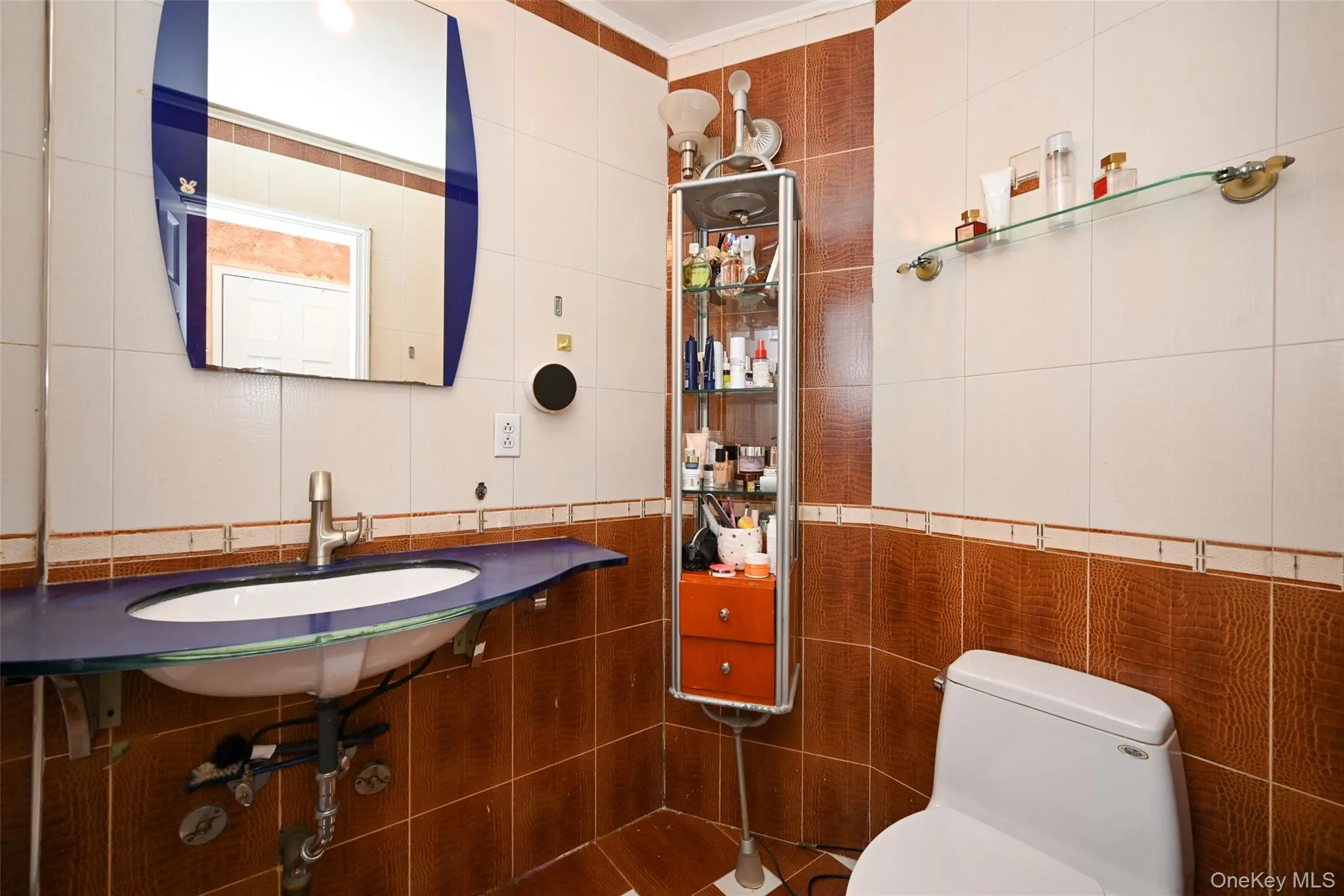 85-15 Main Street, New York, NY, 3 Bedrooms Bedrooms, 6 Rooms Rooms,2 BathroomsBathrooms,Residential,For Rent,Main,0,1035700 85-15 Main Street, New York, NY, 3 Bedrooms Bedrooms, 6 Rooms Rooms,2 BathroomsBathrooms,Residential,For Rent,Main,0,1035700