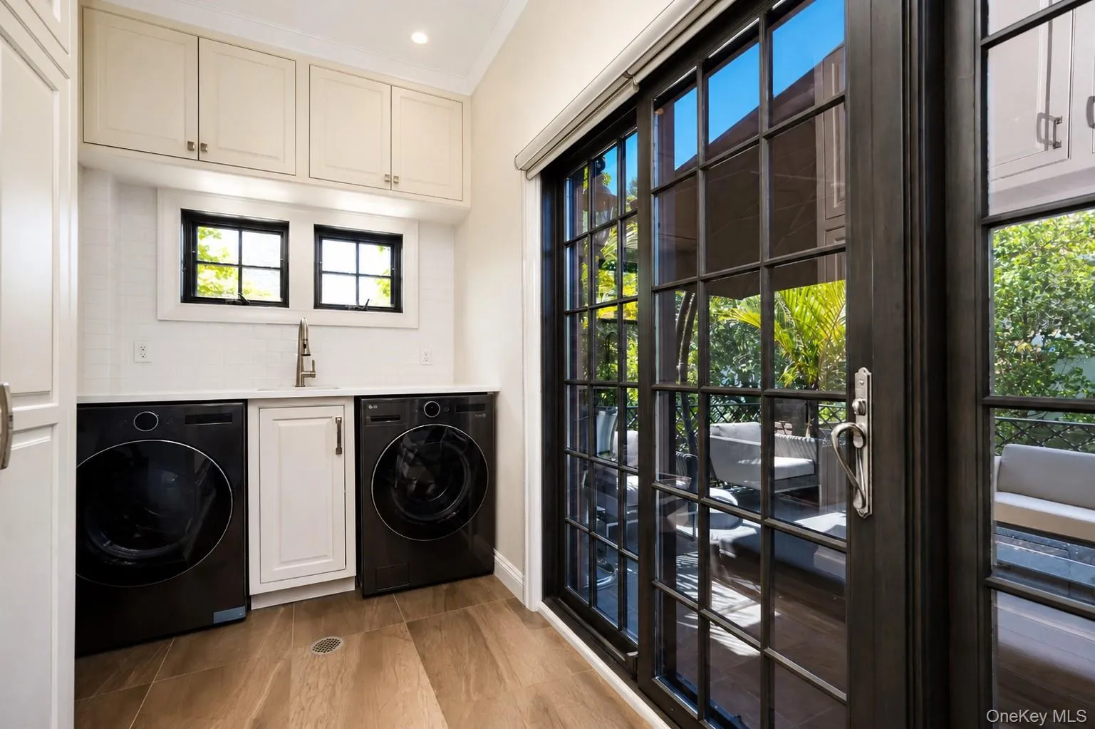 28 Durges Street, New York, NY, 4 Bedrooms Bedrooms, 11 Rooms Rooms,3 BathroomsBathrooms,Residential,For Rent,Durges,0,1035710 28 Durges Street, New York, NY, 4 Bedrooms Bedrooms, 11 Rooms Rooms,3 BathroomsBathrooms,Residential,For Rent,Durges,0,1035710