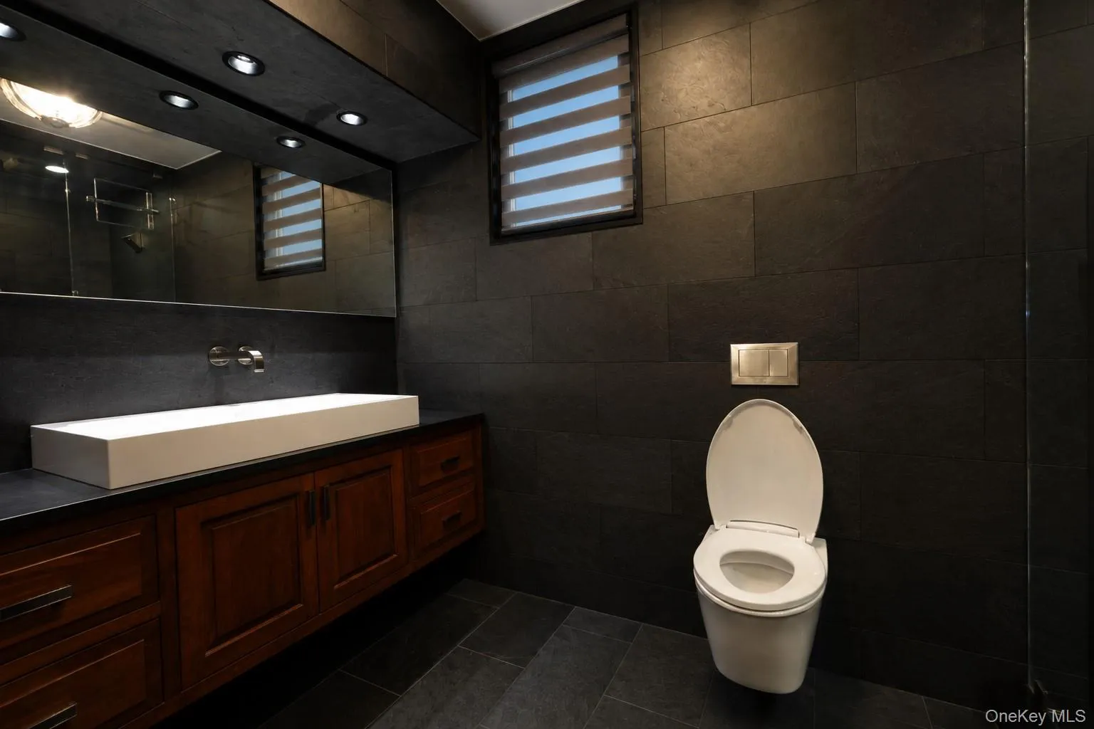28 Durges Street, New York, NY, 4 Bedrooms Bedrooms, 11 Rooms Rooms,3 BathroomsBathrooms,Residential,For Rent,Durges,0,1035710 28 Durges Street, New York, NY, 4 Bedrooms Bedrooms, 11 Rooms Rooms,3 BathroomsBathrooms,Residential,For Rent,Durges,0,1035710