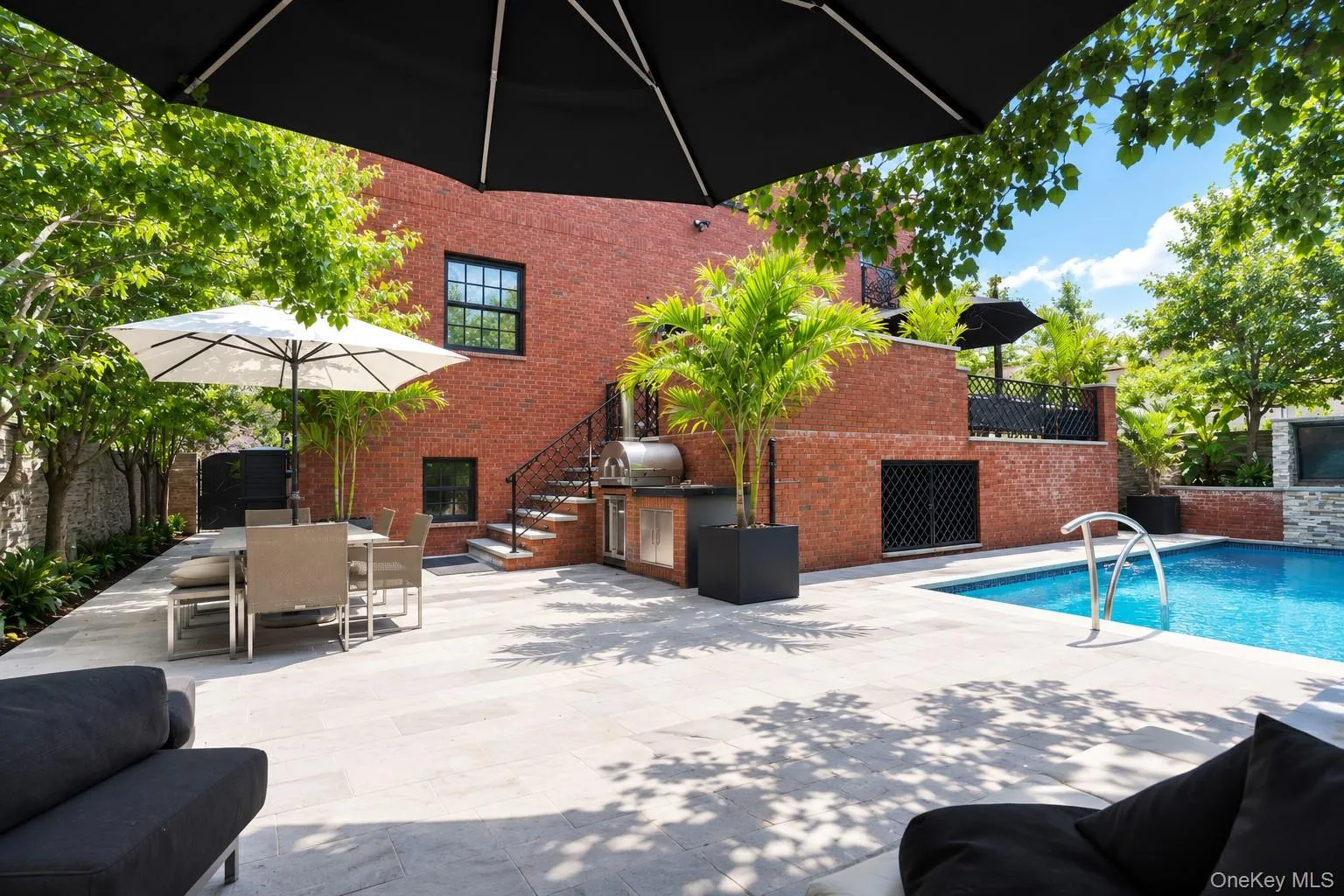28 Durges Street, New York, NY, 4 Bedrooms Bedrooms, 11 Rooms Rooms,3 BathroomsBathrooms,Residential,For Rent,Durges,0,1035710 28 Durges Street, New York, NY, 4 Bedrooms Bedrooms, 11 Rooms Rooms,3 BathroomsBathrooms,Residential,For Rent,Durges,0,1035710