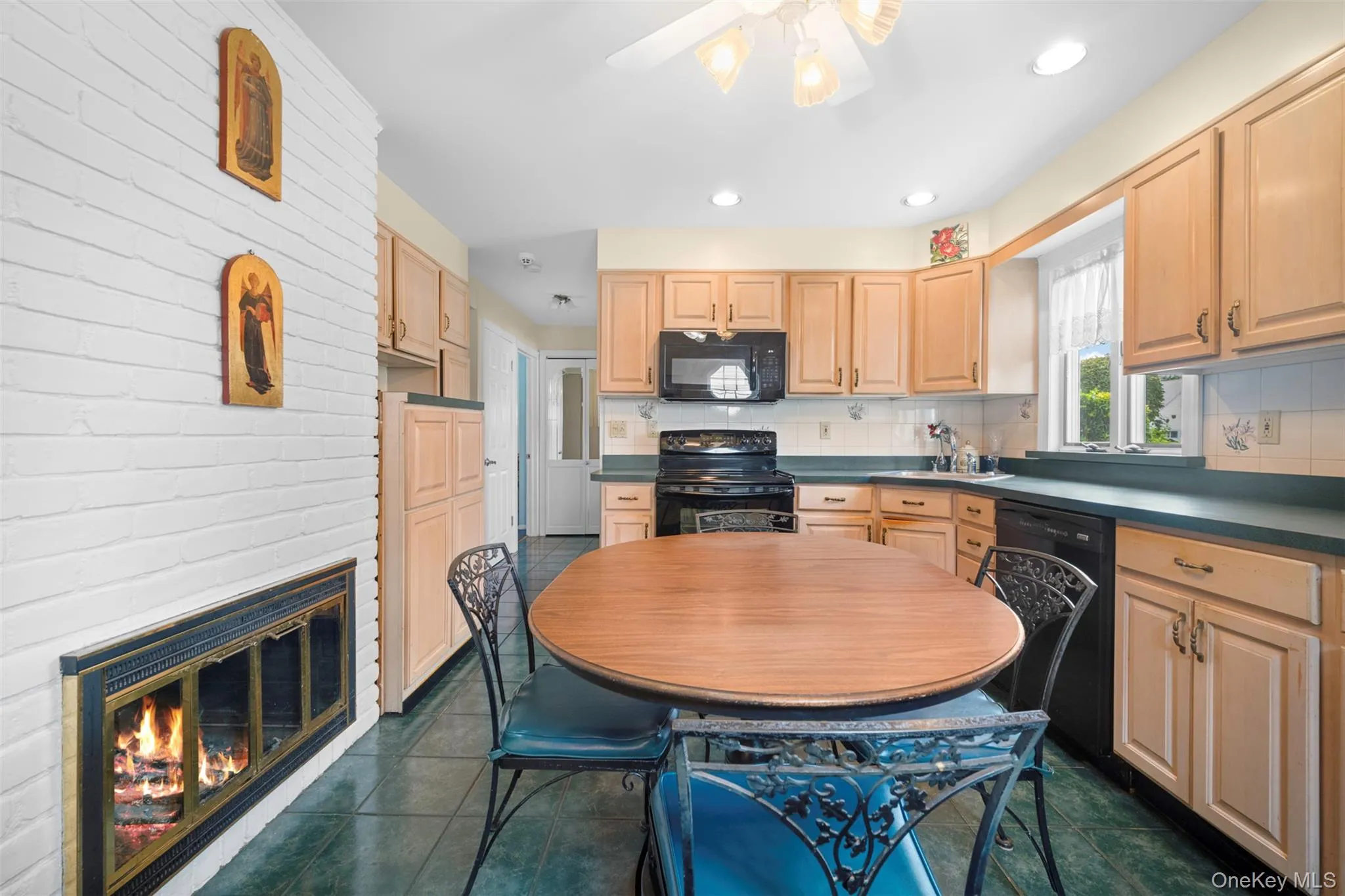 77 Pilgrim Lane, Hempstead, NY, 3 Bedrooms Bedrooms, 7 Rooms Rooms,1 BathroomBathrooms,Residential,For Rent,Pilgrim,0,1035714 77 Pilgrim Lane, Hempstead, NY, 3 Bedrooms Bedrooms, 7 Rooms Rooms,1 BathroomBathrooms,Residential,For Rent,Pilgrim,0,1035714