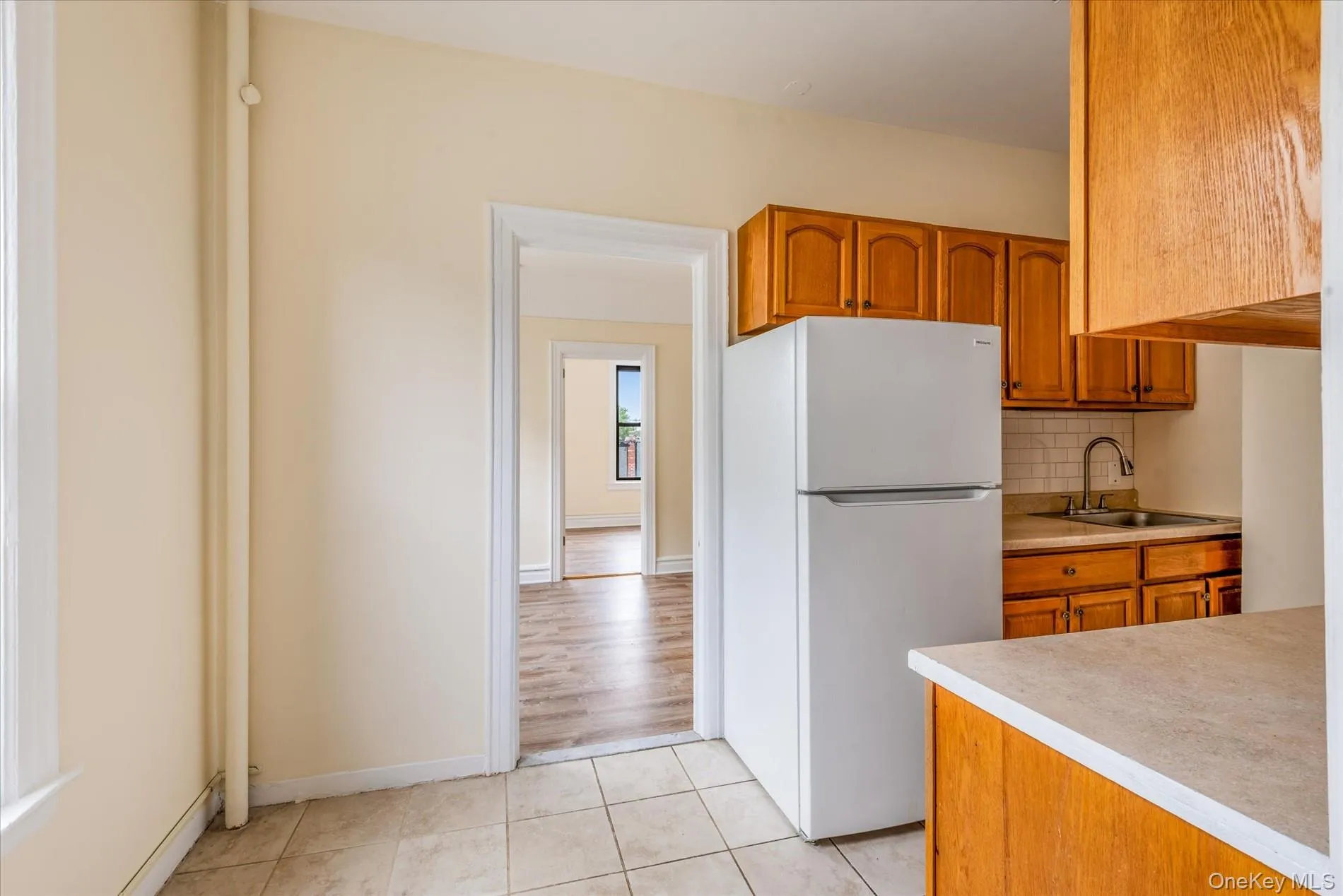 71-06 Grand Avenue, New York, NY, 1 Bedroom Bedrooms, 3 Rooms Rooms,1 BathroomBathrooms,Residential Lease,For Rent,Grand,0,1035720 71-06 Grand Avenue, New York, NY, 1 Bedroom Bedrooms, 3 Rooms Rooms,1 BathroomBathrooms,Residential Lease,For Rent,Grand,0,1035720