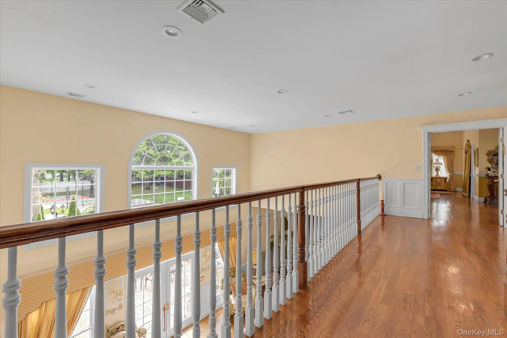 65 Threepence Drive, Huntington, NY, 6 Bedrooms Bedrooms, 11 Rooms Rooms,3 BathroomsBathrooms,Residential,For Rent,Threepence,0,1035727 65 Threepence Drive, Huntington, NY, 6 Bedrooms Bedrooms, 11 Rooms Rooms,3 BathroomsBathrooms,Residential,For Rent,Threepence,0,1035727