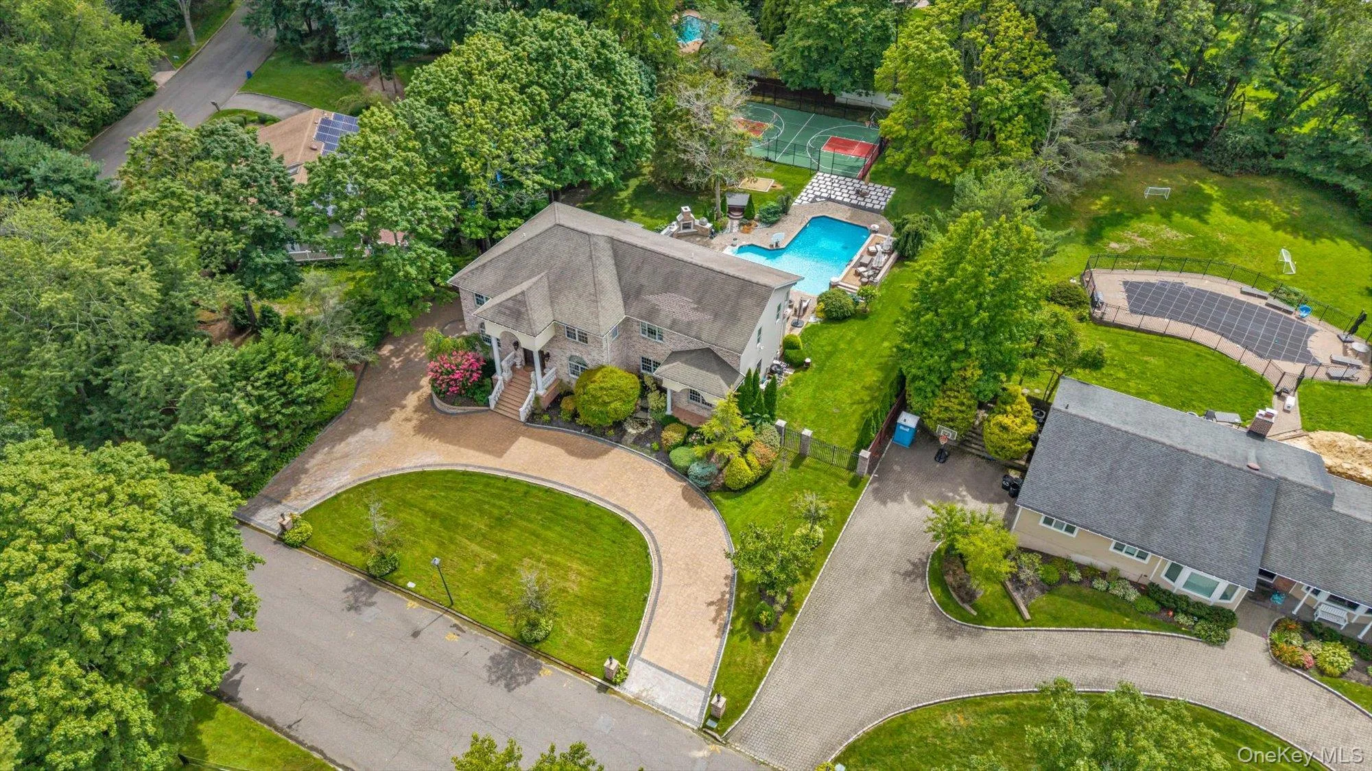 65 Threepence Drive, Huntington, NY, 6 Bedrooms Bedrooms, 11 Rooms Rooms,3 BathroomsBathrooms,Residential,For Rent,Threepence,0,1035727 65 Threepence Drive, Huntington, NY, 6 Bedrooms Bedrooms, 11 Rooms Rooms,3 BathroomsBathrooms,Residential,For Rent,Threepence,0,1035727