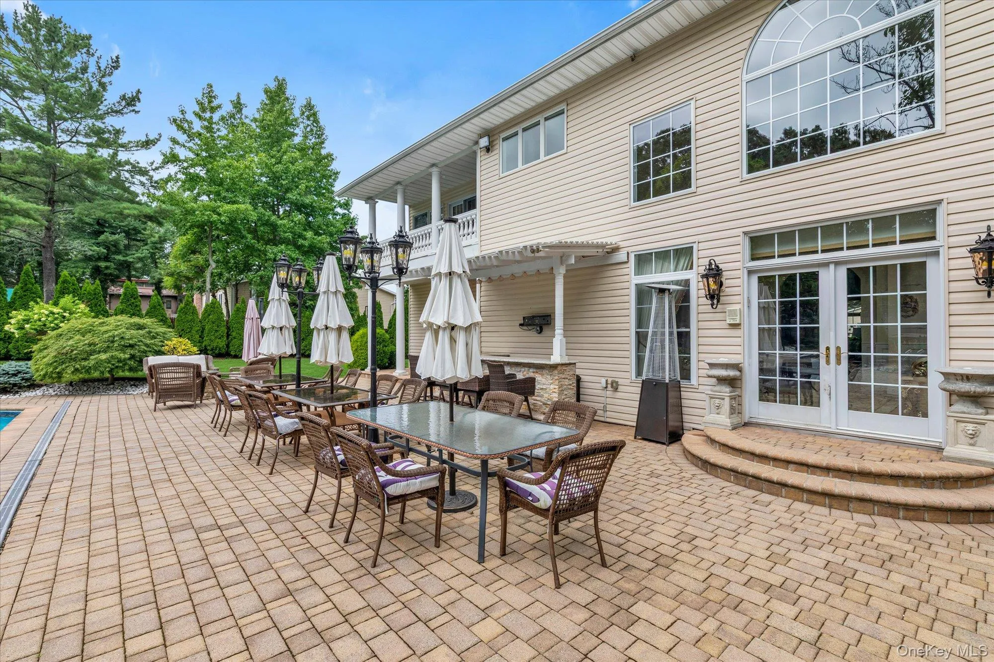 65 Threepence Drive, Huntington, NY, 6 Bedrooms Bedrooms, 11 Rooms Rooms,3 BathroomsBathrooms,Residential,For Rent,Threepence,0,1035727 65 Threepence Drive, Huntington, NY, 6 Bedrooms Bedrooms, 11 Rooms Rooms,3 BathroomsBathrooms,Residential,For Rent,Threepence,0,1035727