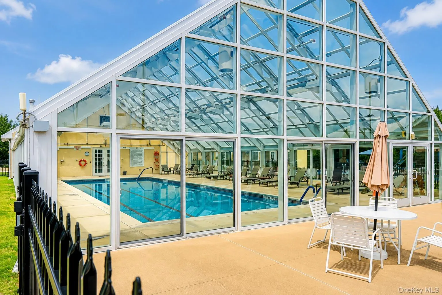 Community Indoor Pool Community Indoor Pool