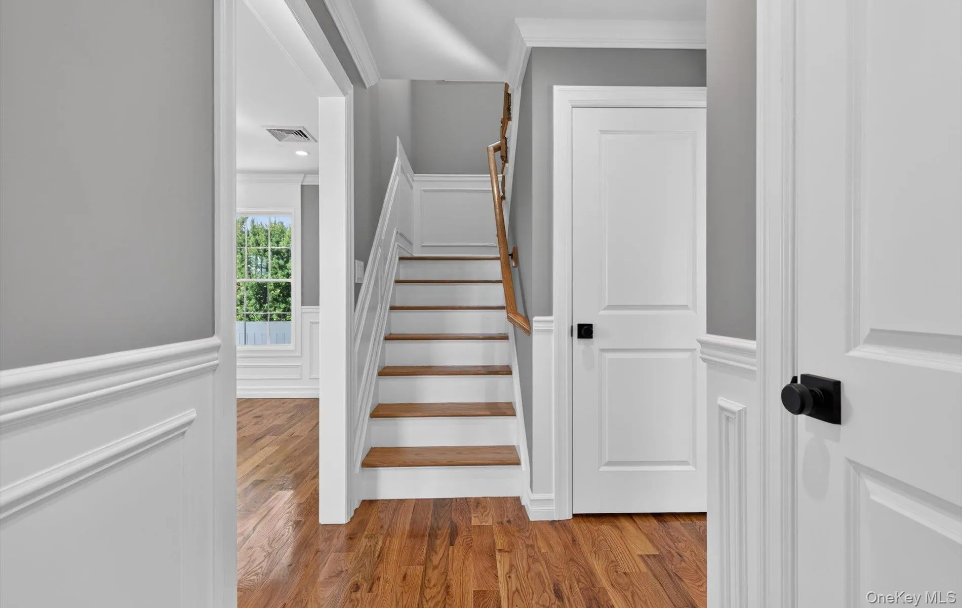 2461 third Avenue, Hempstead, NY, 3 Bedrooms Bedrooms, 6 Rooms Rooms,2 BathroomsBathrooms,Residential,For Rent,third,0,1035734 2461 third Avenue, Hempstead, NY, 3 Bedrooms Bedrooms, 6 Rooms Rooms,2 BathroomsBathrooms,Residential,For Rent,third,0,1035734