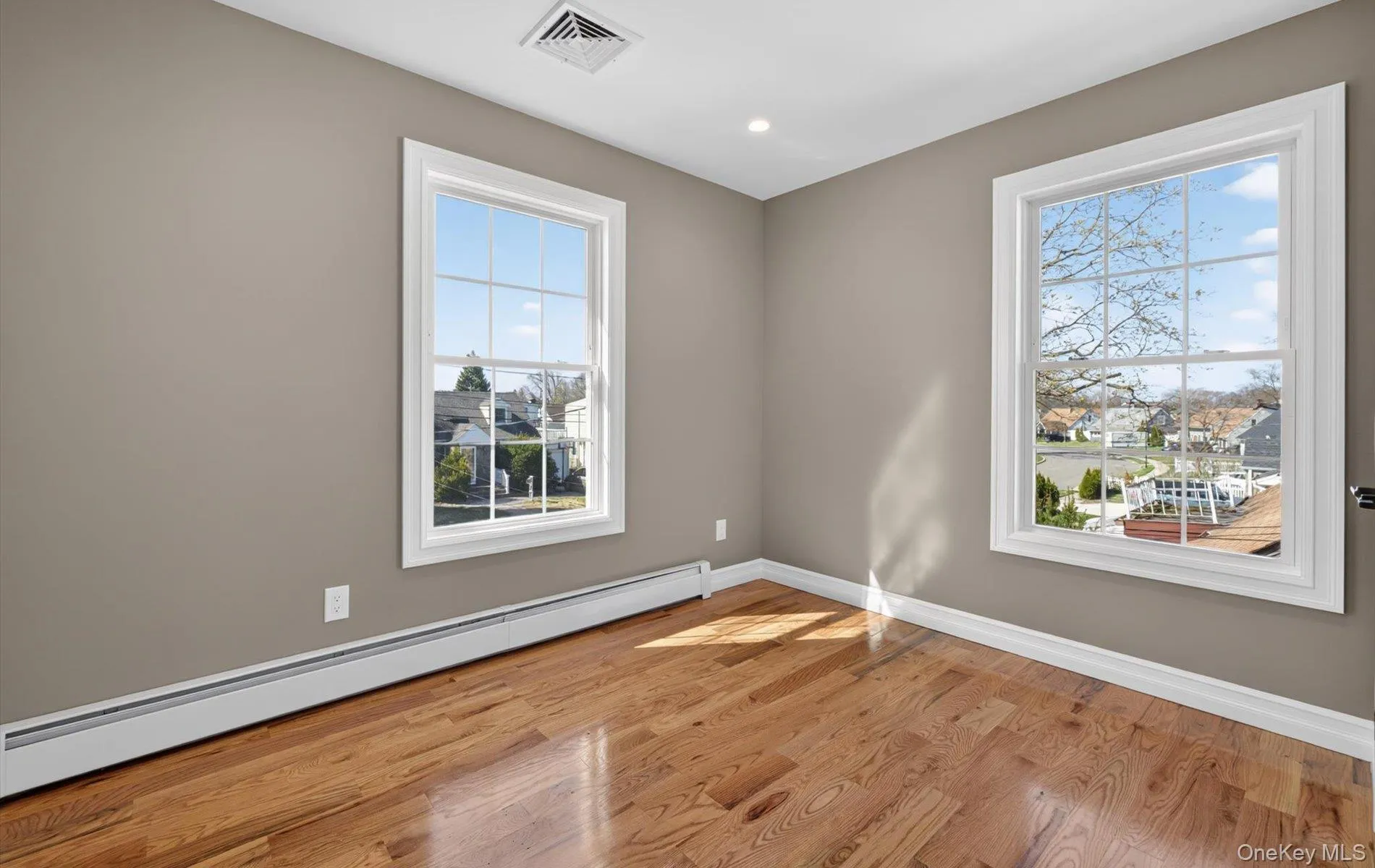2461 third Avenue, Hempstead, NY, 3 Bedrooms Bedrooms, 6 Rooms Rooms,2 BathroomsBathrooms,Residential,For Rent,third,0,1035734 2461 third Avenue, Hempstead, NY, 3 Bedrooms Bedrooms, 6 Rooms Rooms,2 BathroomsBathrooms,Residential,For Rent,third,0,1035734
