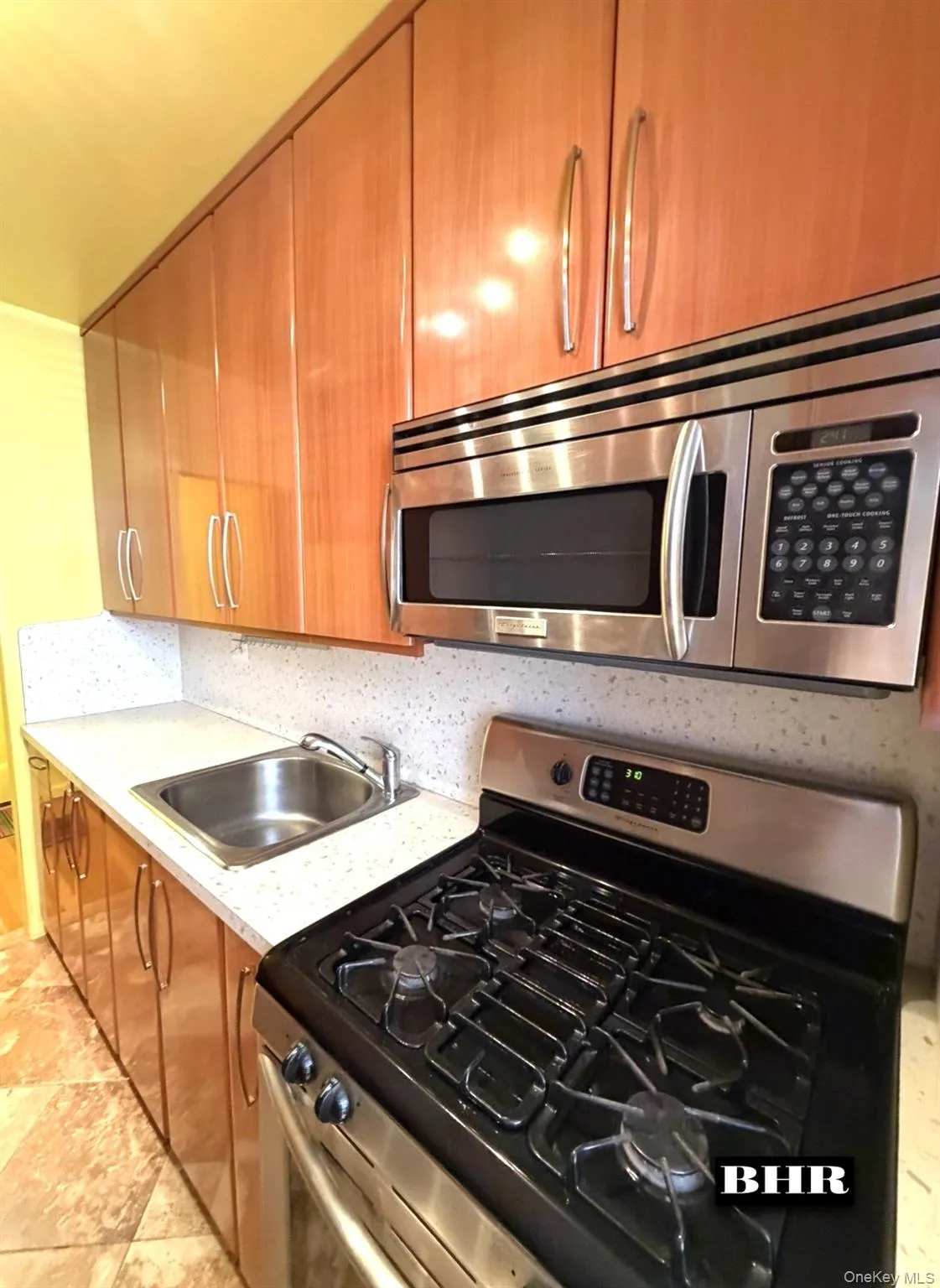 2615 Homecrest Avenue, New York, NY, 1 Bedroom Bedrooms, 3 Rooms Rooms,1 BathroomBathrooms,Residential,For Rent,Homecrest,0,1035738 2615 Homecrest Avenue, New York, NY, 1 Bedroom Bedrooms, 3 Rooms Rooms,1 BathroomBathrooms,Residential,For Rent,Homecrest,0,1035738