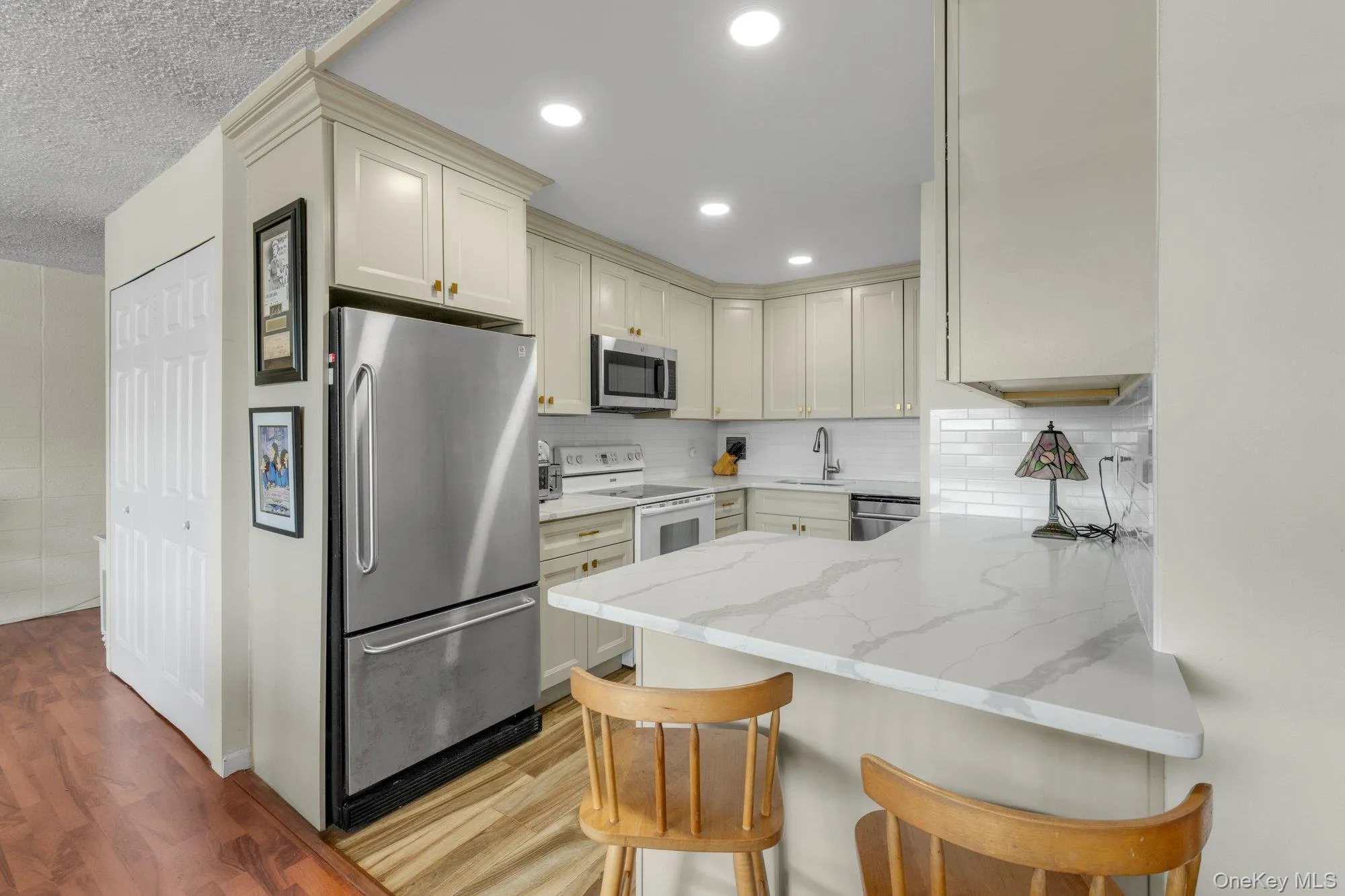 9-15 166 Street, New York, NY, 2 Bedrooms Bedrooms, 4 Rooms Rooms,1 BathroomBathrooms,Residential,For Rent,166,0,1035740 9-15 166 Street, New York, NY, 2 Bedrooms Bedrooms, 4 Rooms Rooms,1 BathroomBathrooms,Residential,For Rent,166,0,1035740