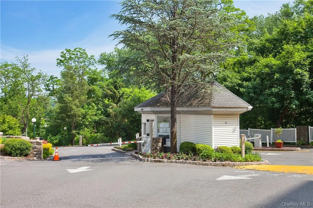 2 Manned 24 Hour Security GateHouse- 2 Manned 24 Hour Security GateHouse-