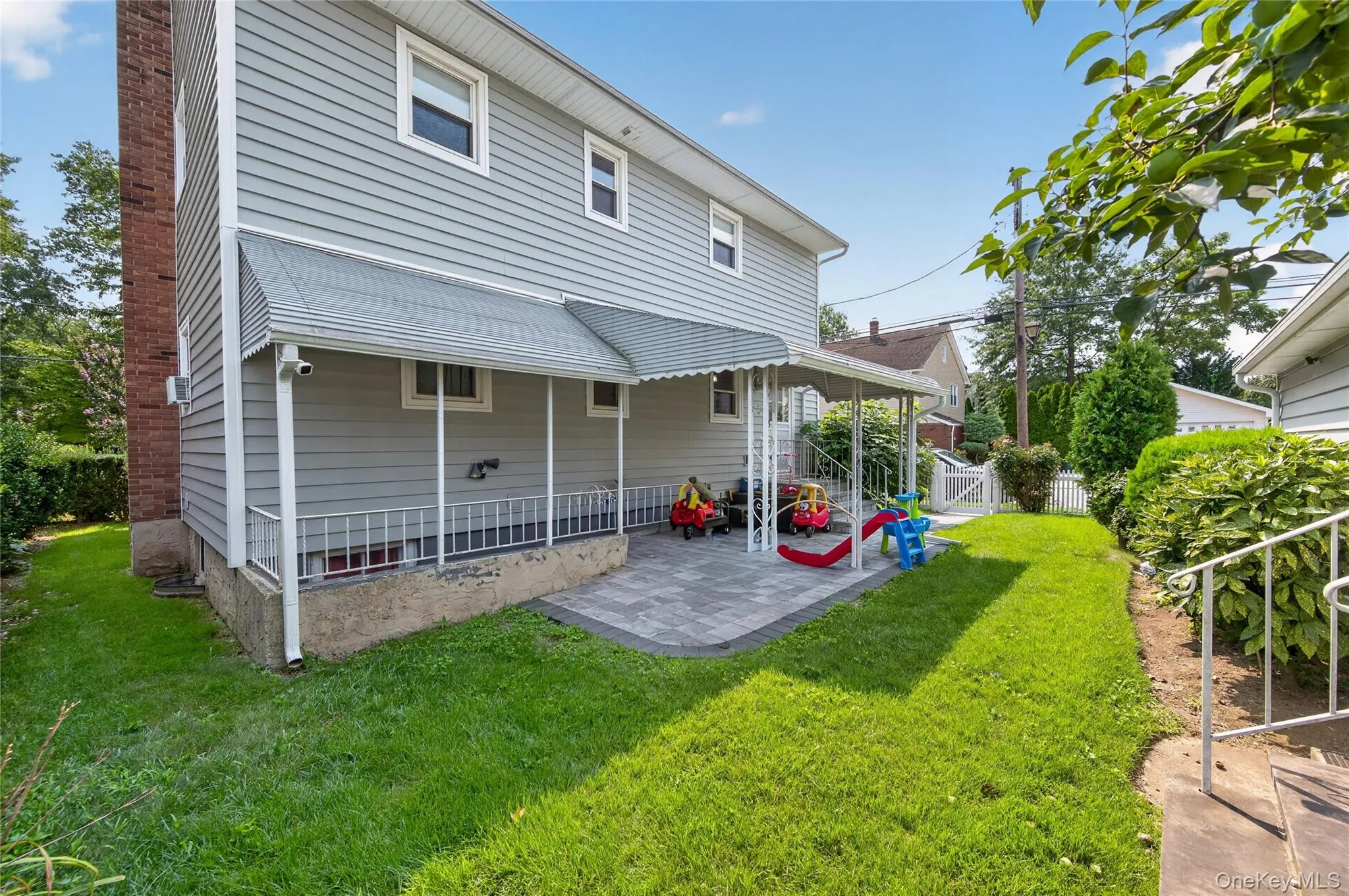 59 Grand Street, North Hempstead, NY, 2 Bedrooms Bedrooms, 4 Rooms Rooms,1 BathroomBathrooms,Residential Lease,For Rent,Grand,0,1035741 59 Grand Street, North Hempstead, NY, 2 Bedrooms Bedrooms, 4 Rooms Rooms,1 BathroomBathrooms,Residential Lease,For Rent,Grand,0,1035741