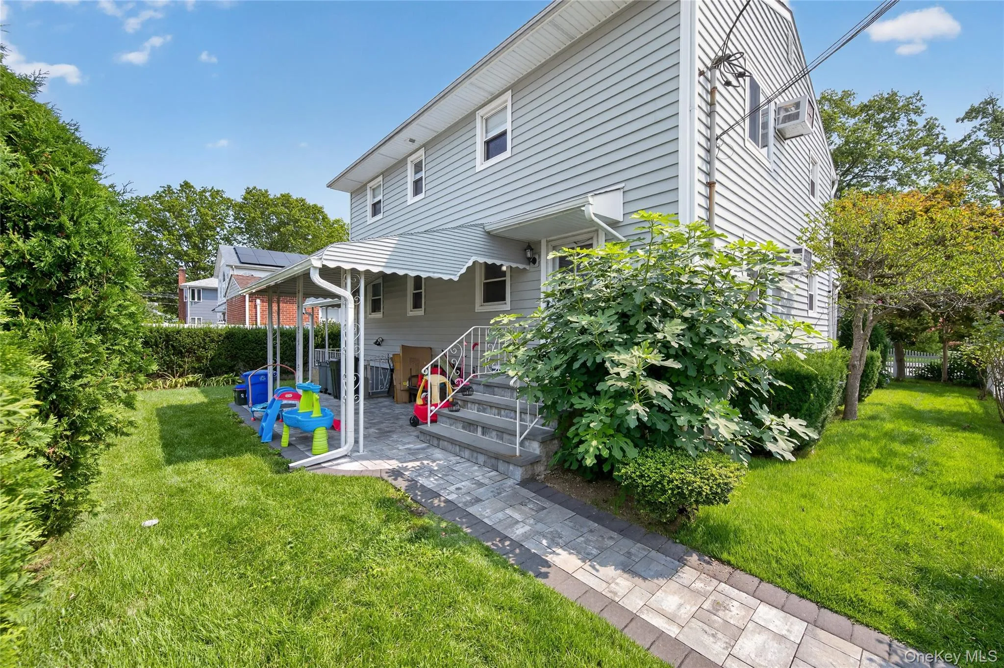 59 Grand Street, North Hempstead, NY, 2 Bedrooms Bedrooms, 4 Rooms Rooms,1 BathroomBathrooms,Residential Lease,For Rent,Grand,0,1035741 59 Grand Street, North Hempstead, NY, 2 Bedrooms Bedrooms, 4 Rooms Rooms,1 BathroomBathrooms,Residential Lease,For Rent,Grand,0,1035741