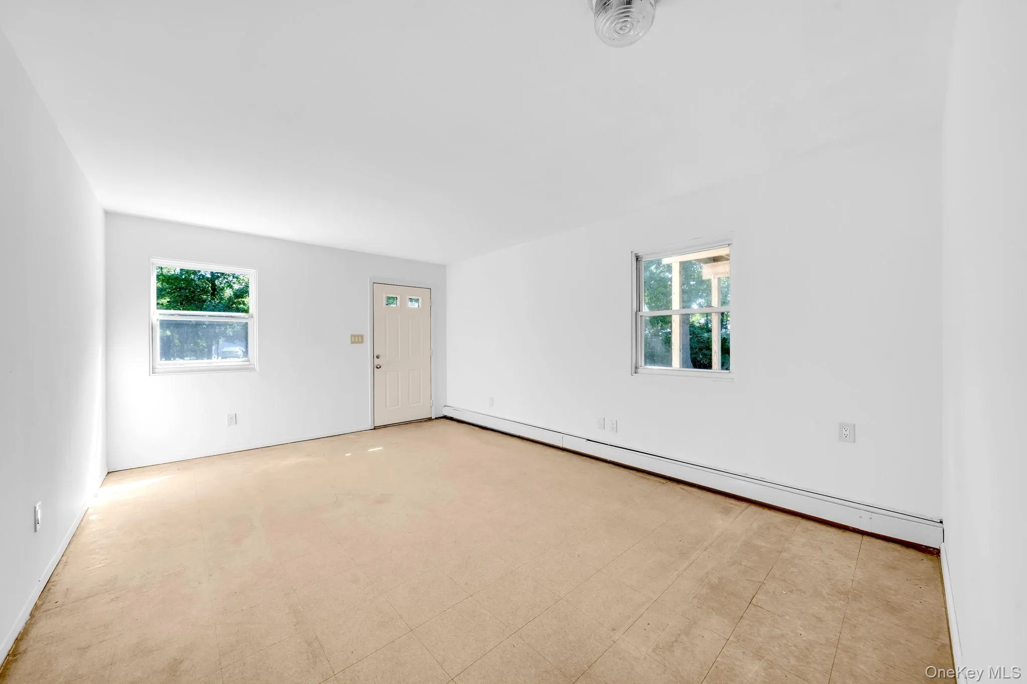 452 Ocean Avenue, Islip, NY, 6 Bedrooms Bedrooms, 12 Rooms Rooms,2 BathroomsBathrooms,Residential,For Rent,Ocean,0,1035745 452 Ocean Avenue, Islip, NY, 6 Bedrooms Bedrooms, 12 Rooms Rooms,2 BathroomsBathrooms,Residential,For Rent,Ocean,0,1035745