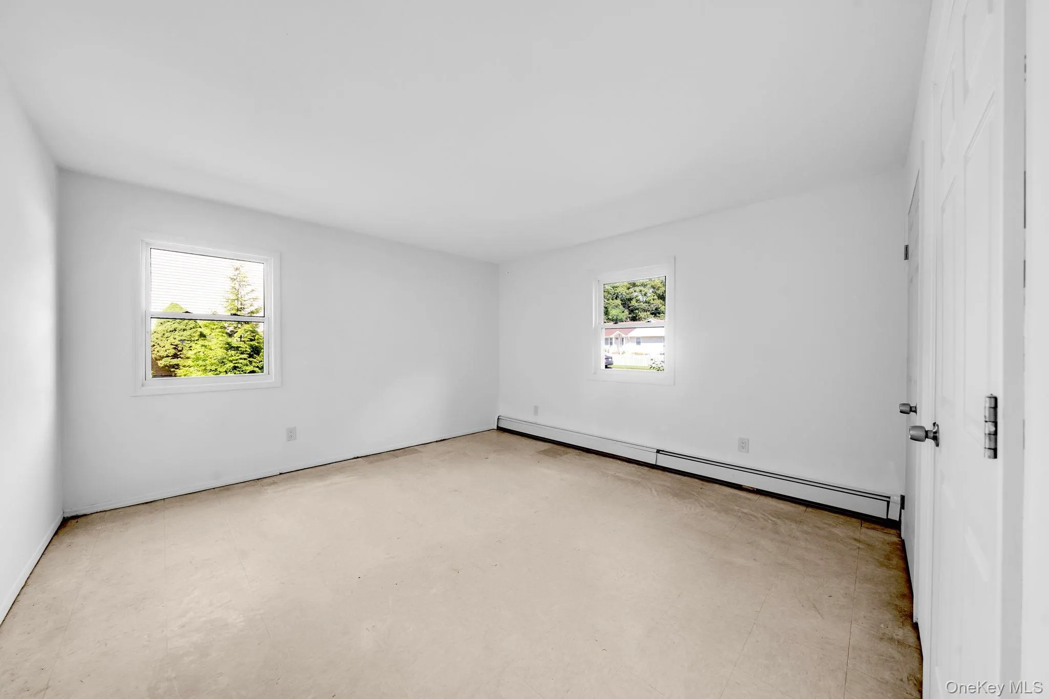 452 Ocean Avenue, Islip, NY, 6 Bedrooms Bedrooms, 12 Rooms Rooms,2 BathroomsBathrooms,Residential,For Rent,Ocean,0,1035745 452 Ocean Avenue, Islip, NY, 6 Bedrooms Bedrooms, 12 Rooms Rooms,2 BathroomsBathrooms,Residential,For Rent,Ocean,0,1035745