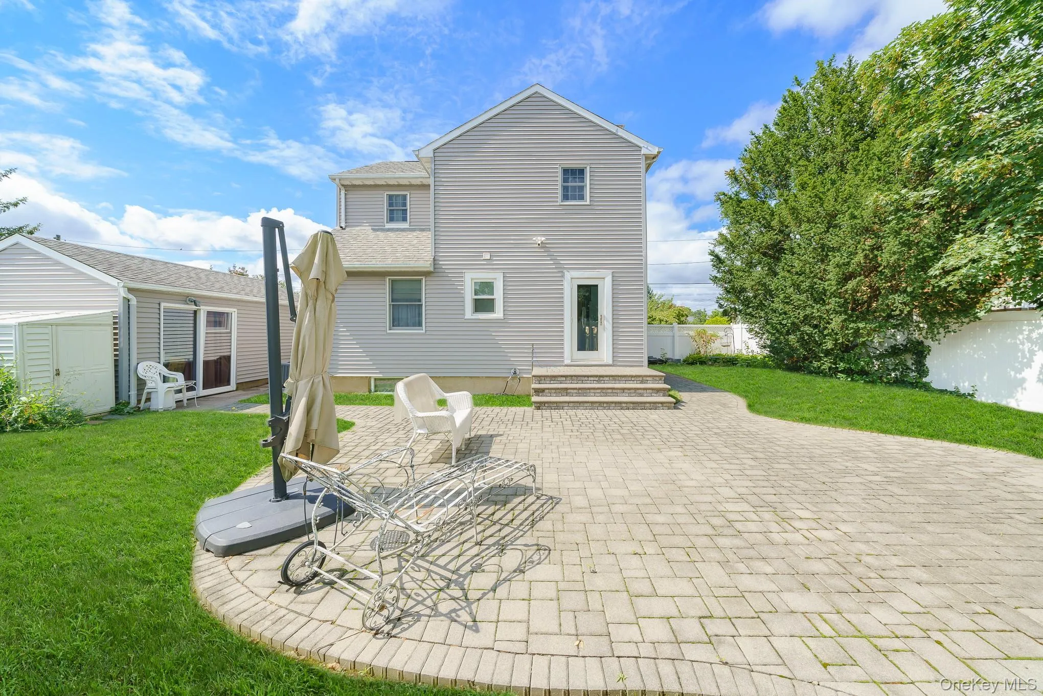 219 Leonard Street, Hempstead, NY, 3 Bedrooms Bedrooms, 6 Rooms Rooms,2 BathroomsBathrooms,Residential,For Rent,Leonard,0,1035751 219 Leonard Street, Hempstead, NY, 3 Bedrooms Bedrooms, 6 Rooms Rooms,2 BathroomsBathrooms,Residential,For Rent,Leonard,0,1035751
