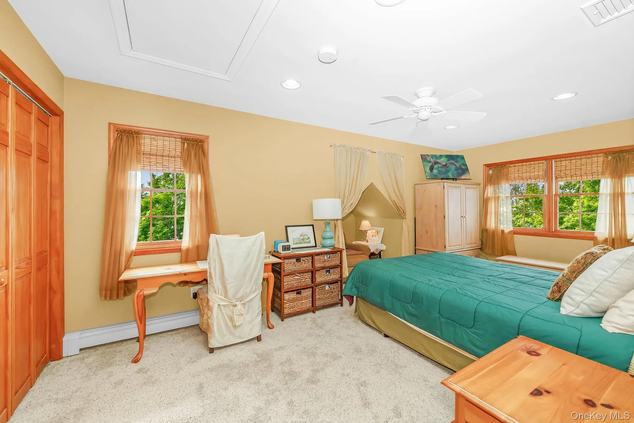 219 Leonard Street, Hempstead, NY, 3 Bedrooms Bedrooms, 6 Rooms Rooms,2 BathroomsBathrooms,Residential,For Rent,Leonard,0,1035751 219 Leonard Street, Hempstead, NY, 3 Bedrooms Bedrooms, 6 Rooms Rooms,2 BathroomsBathrooms,Residential,For Rent,Leonard,0,1035751