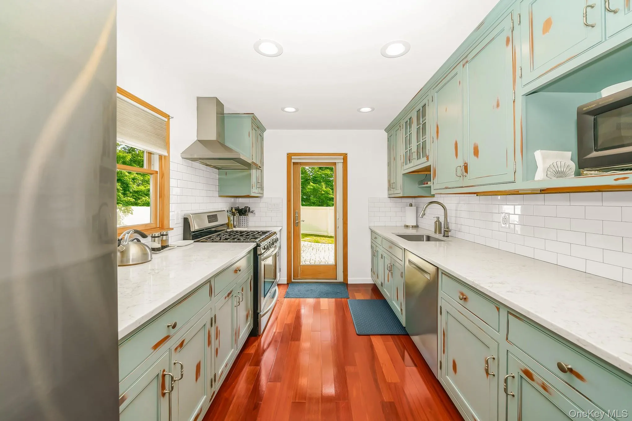 219 Leonard Street, Hempstead, NY, 3 Bedrooms Bedrooms, 6 Rooms Rooms,2 BathroomsBathrooms,Residential,For Rent,Leonard,0,1035751 219 Leonard Street, Hempstead, NY, 3 Bedrooms Bedrooms, 6 Rooms Rooms,2 BathroomsBathrooms,Residential,For Rent,Leonard,0,1035751