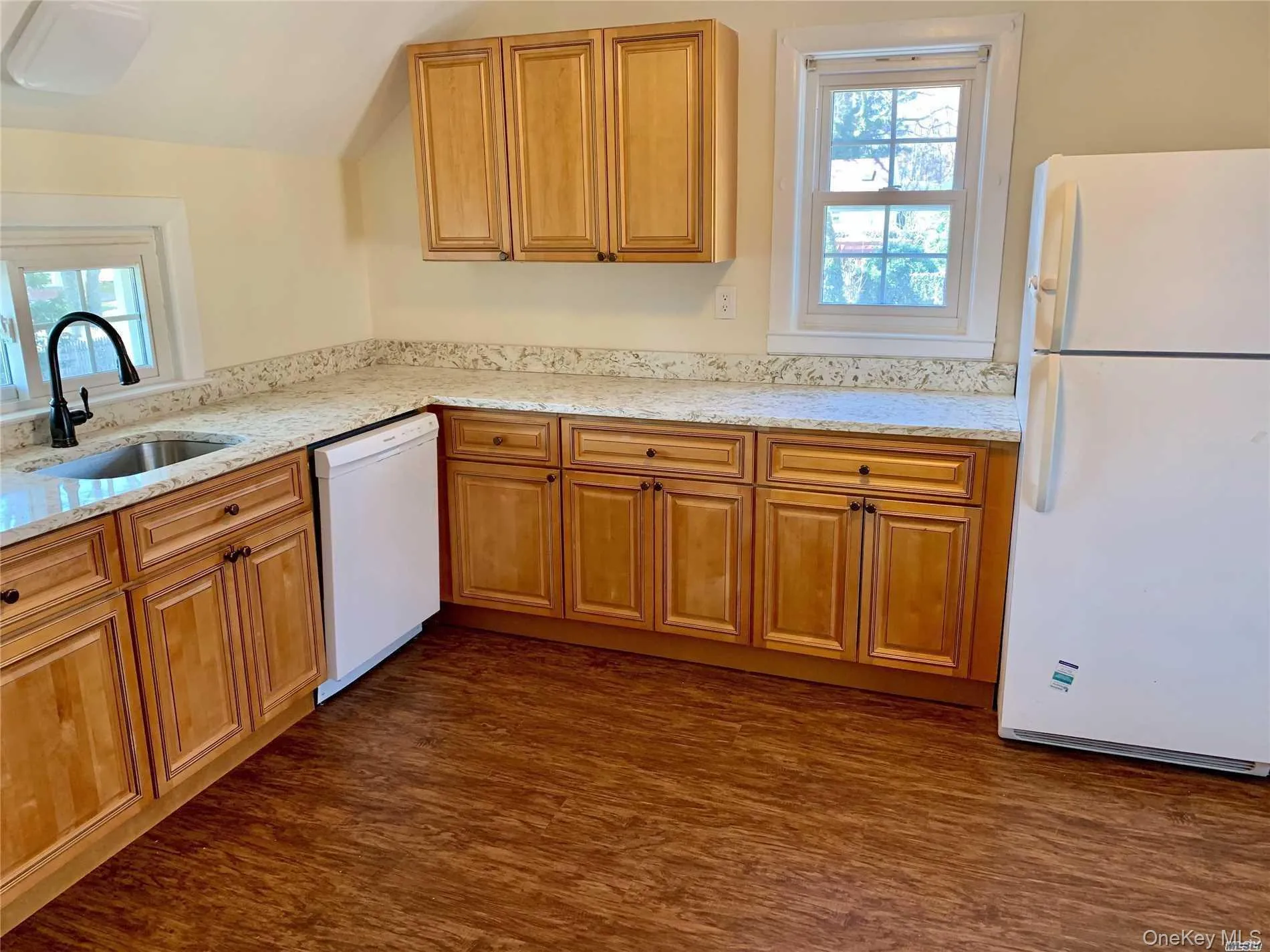 63 West Neck Road, Huntington, NY, 2 Bedrooms Bedrooms, 4 Rooms Rooms,1 BathroomBathrooms,Residential Lease,For Rent,West Neck,0,1035754 63 West Neck Road, Huntington, NY, 2 Bedrooms Bedrooms, 4 Rooms Rooms,1 BathroomBathrooms,Residential Lease,For Rent,West Neck,0,1035754