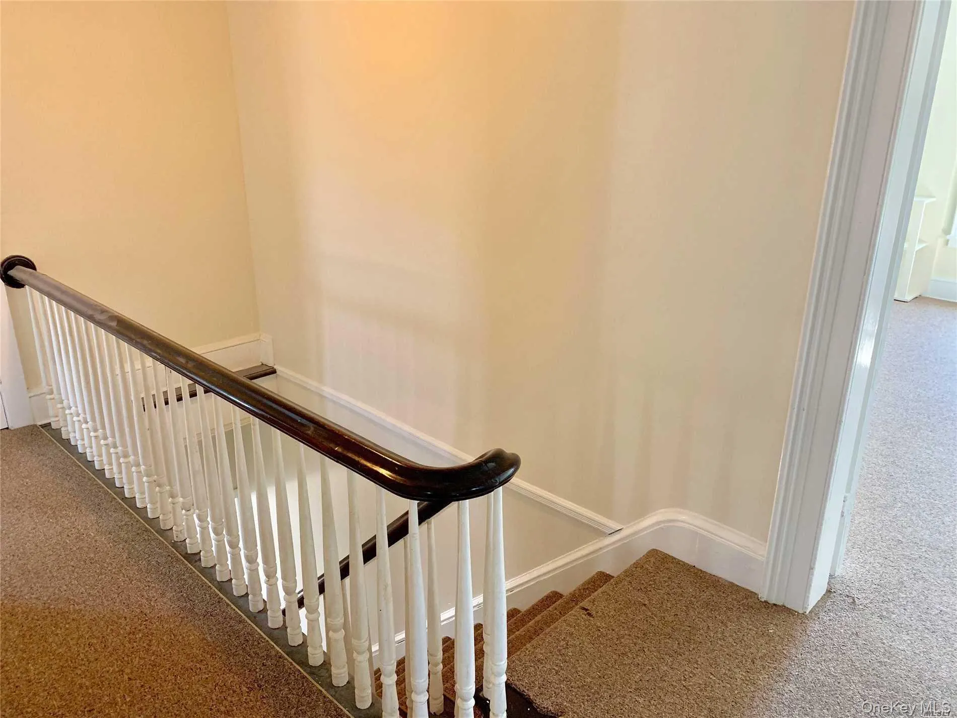 63 West Neck Road, Huntington, NY, 2 Bedrooms Bedrooms, 4 Rooms Rooms,1 BathroomBathrooms,Residential Lease,For Rent,West Neck,0,1035754 63 West Neck Road, Huntington, NY, 2 Bedrooms Bedrooms, 4 Rooms Rooms,1 BathroomBathrooms,Residential Lease,For Rent,West Neck,0,1035754