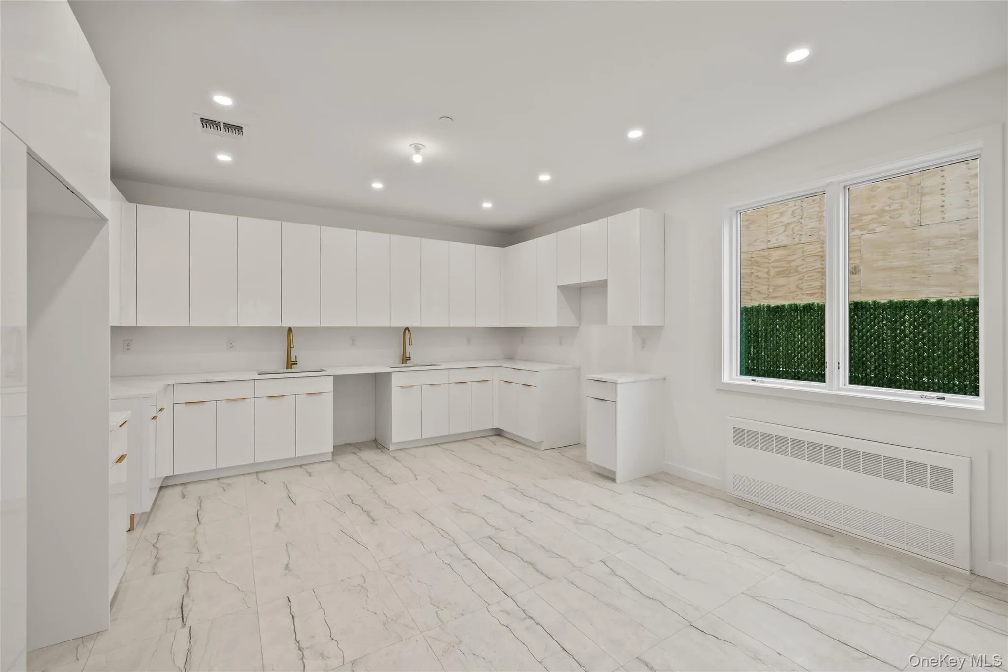 15 Calvert Drive, Ramapo, NY, 4 Bedrooms Bedrooms, 6 Rooms Rooms,2 BathroomsBathrooms,Residential,For Rent,Calvert,0,1035759 15 Calvert Drive, Ramapo, NY, 4 Bedrooms Bedrooms, 6 Rooms Rooms,2 BathroomsBathrooms,Residential,For Rent,Calvert,0,1035759