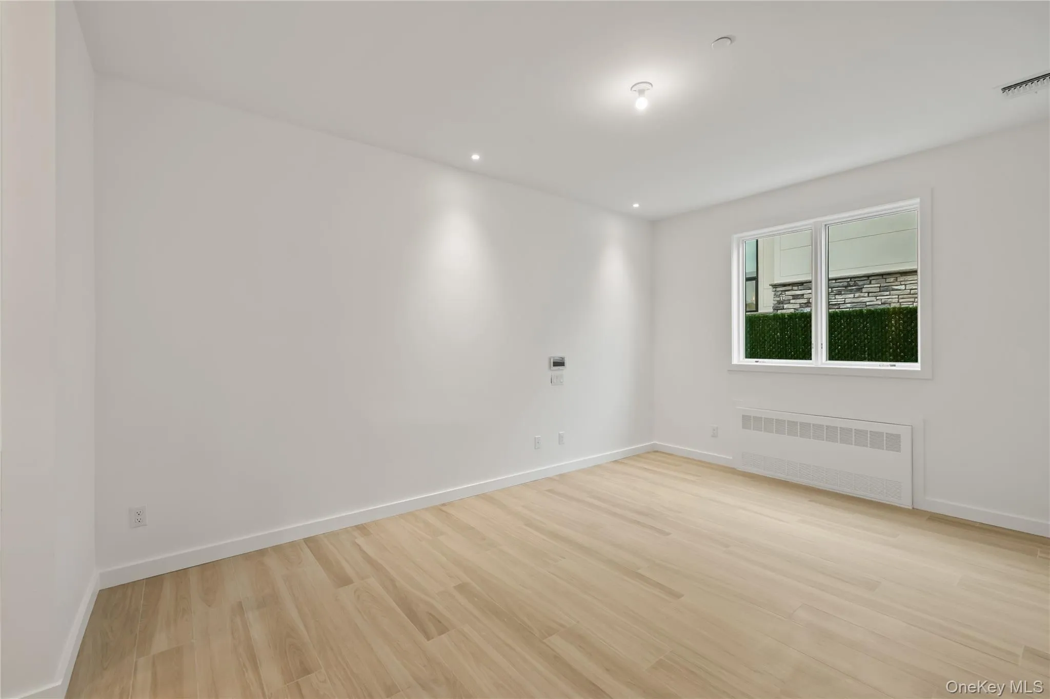 15 Calvert Drive, Ramapo, NY, 4 Bedrooms Bedrooms, 6 Rooms Rooms,2 BathroomsBathrooms,Residential,For Rent,Calvert,0,1035759 15 Calvert Drive, Ramapo, NY, 4 Bedrooms Bedrooms, 6 Rooms Rooms,2 BathroomsBathrooms,Residential,For Rent,Calvert,0,1035759
