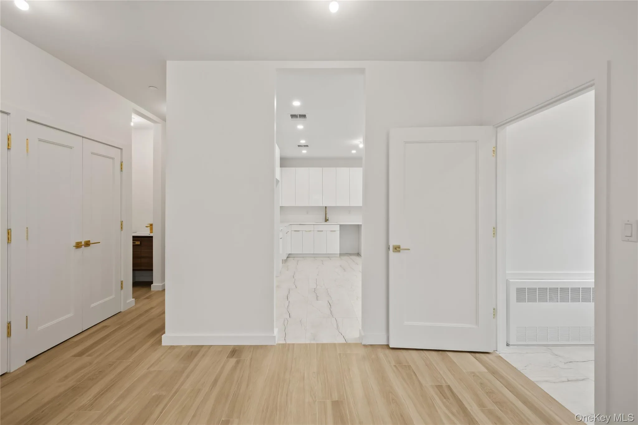 15 Calvert Drive, Ramapo, NY, 4 Bedrooms Bedrooms, 6 Rooms Rooms,2 BathroomsBathrooms,Residential,For Rent,Calvert,0,1035759 15 Calvert Drive, Ramapo, NY, 4 Bedrooms Bedrooms, 6 Rooms Rooms,2 BathroomsBathrooms,Residential,For Rent,Calvert,0,1035759