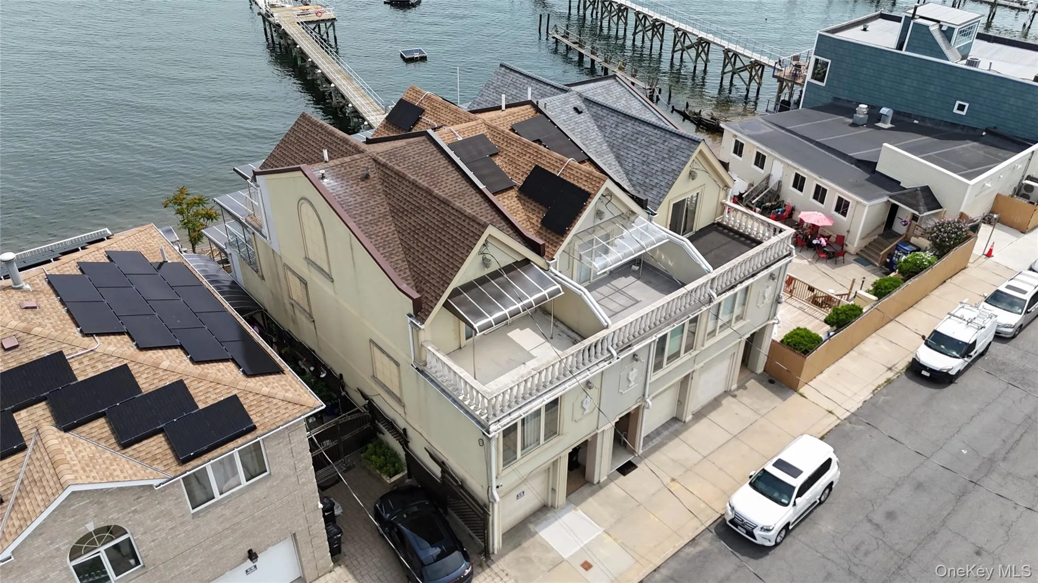822 Dean Avenue, New York, NY, 4 Bedrooms Bedrooms, 12 Rooms Rooms,3 BathroomsBathrooms,Residential,For Rent,Dean,0,1035762 822 Dean Avenue, New York, NY, 4 Bedrooms Bedrooms, 12 Rooms Rooms,3 BathroomsBathrooms,Residential,For Rent,Dean,0,1035762