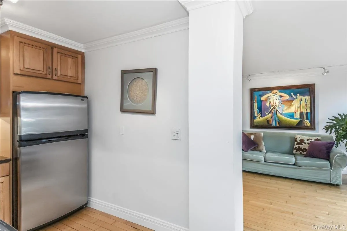 3965 52nd St, New York, NY, 1 Bedroom Bedrooms, 4 Rooms Rooms,1 BathroomBathrooms,Residential,For Rent,52nd St,0,1035763 3965 52nd St, New York, NY, 1 Bedroom Bedrooms, 4 Rooms Rooms,1 BathroomBathrooms,Residential,For Rent,52nd St,0,1035763