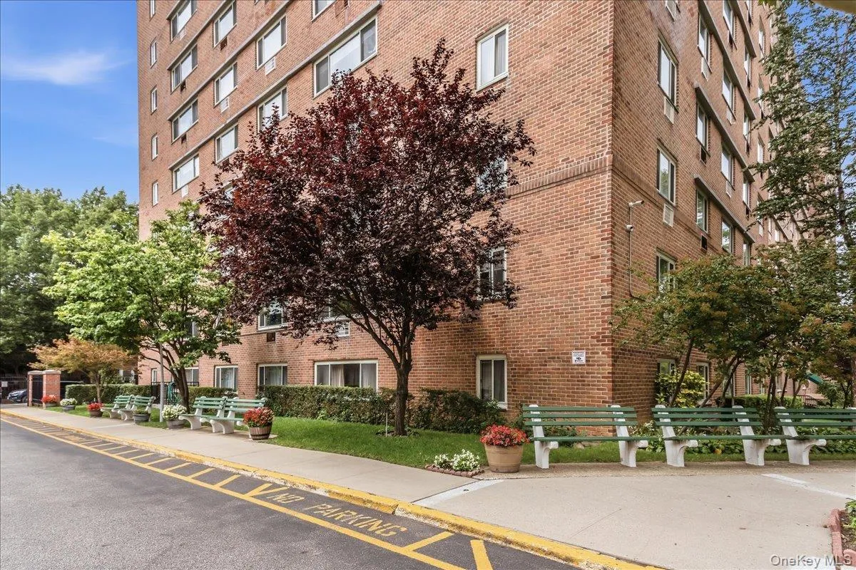 3965 52nd St, New York, NY, 1 Bedroom Bedrooms, 4 Rooms Rooms,1 BathroomBathrooms,Residential,For Rent,52nd St,0,1035763 3965 52nd St, New York, NY, 1 Bedroom Bedrooms, 4 Rooms Rooms,1 BathroomBathrooms,Residential,For Rent,52nd St,0,1035763