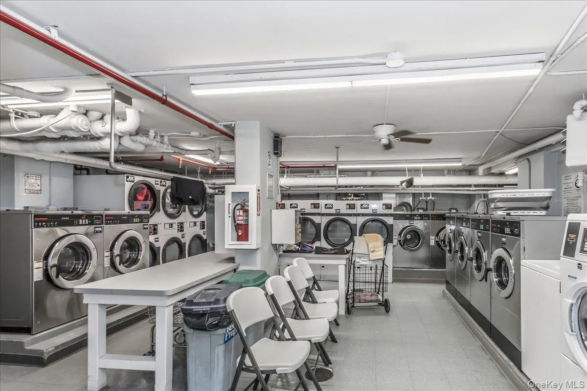 3965 52nd St, New York, NY, 1 Bedroom Bedrooms, 4 Rooms Rooms,1 BathroomBathrooms,Residential,For Rent,52nd St,0,1035763 3965 52nd St, New York, NY, 1 Bedroom Bedrooms, 4 Rooms Rooms,1 BathroomBathrooms,Residential,For Rent,52nd St,0,1035763