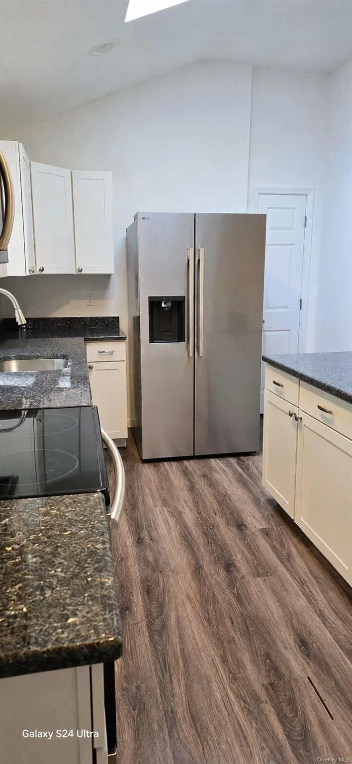 899 Hawkins Avenue, Brookhaven, NY, 4 Bedrooms Bedrooms, 8 Rooms Rooms,2 BathroomsBathrooms,Residential,For Rent,Hawkins,0,1035767 899 Hawkins Avenue, Brookhaven, NY, 4 Bedrooms Bedrooms, 8 Rooms Rooms,2 BathroomsBathrooms,Residential,For Rent,Hawkins,0,1035767