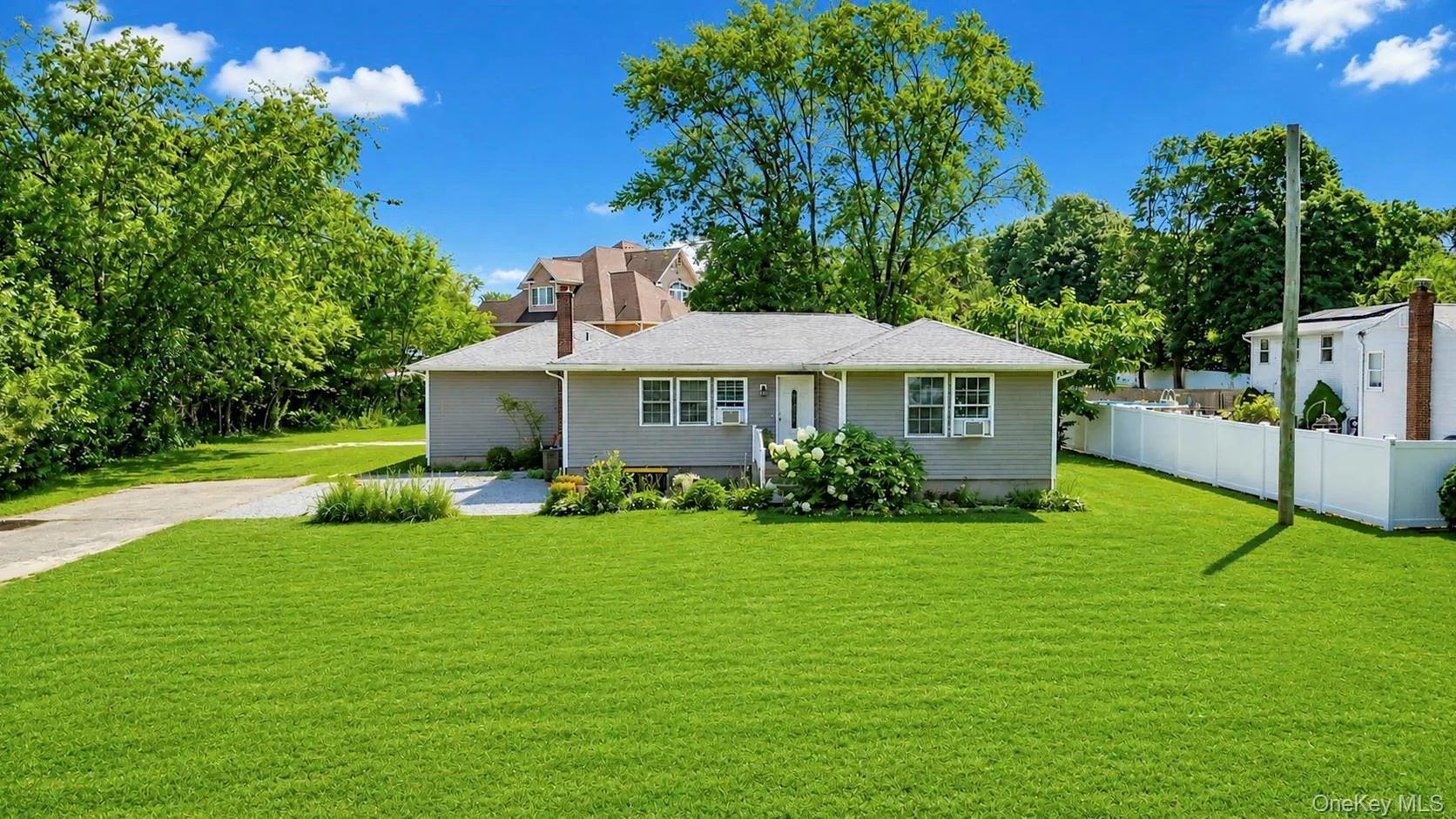 899 Hawkins Avenue, Brookhaven, NY, 4 Bedrooms Bedrooms, 8 Rooms Rooms,2 BathroomsBathrooms,Residential,For Rent,Hawkins,0,1035767 899 Hawkins Avenue, Brookhaven, NY, 4 Bedrooms Bedrooms, 8 Rooms Rooms,2 BathroomsBathrooms,Residential,For Rent,Hawkins,0,1035767