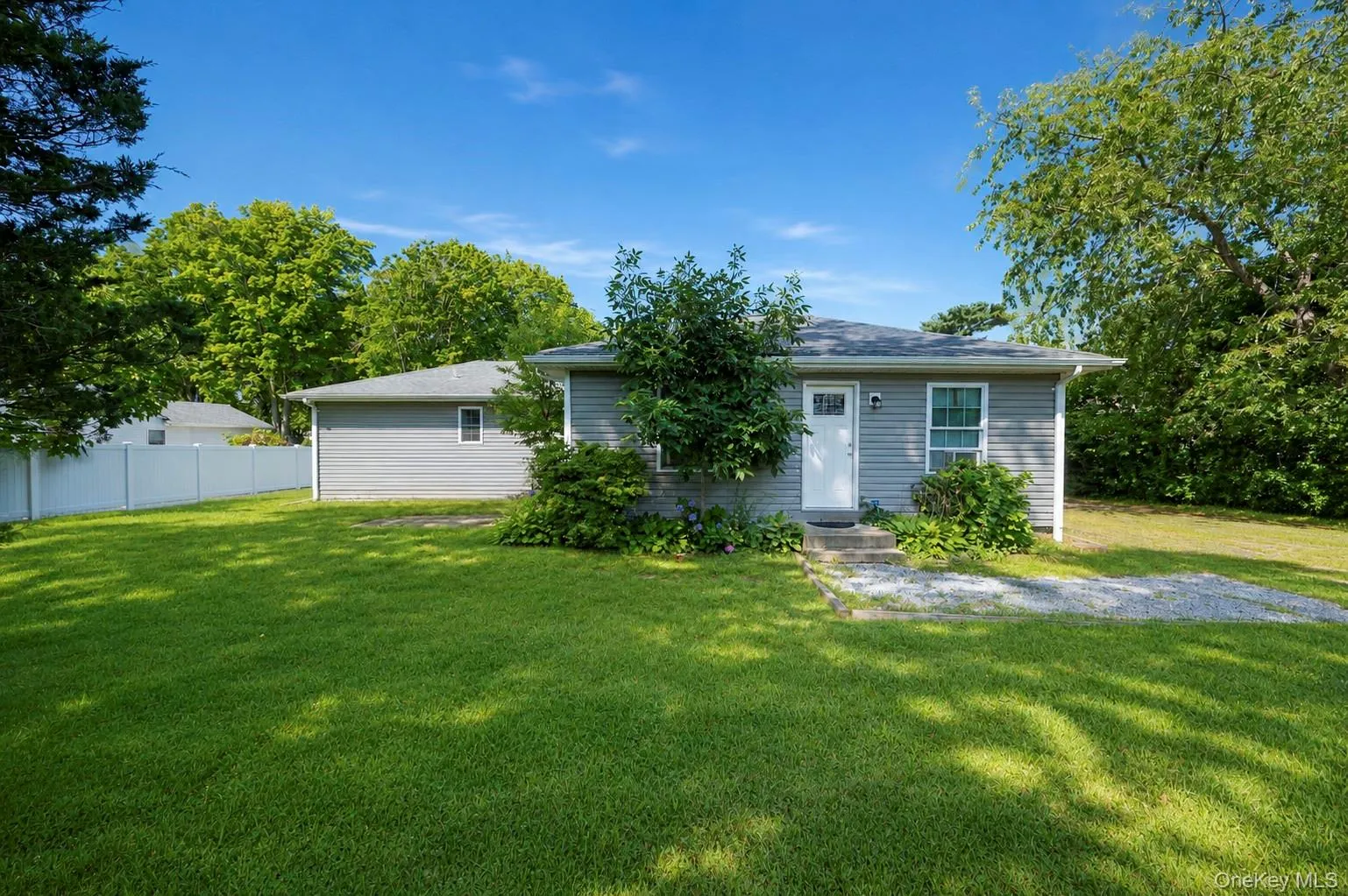 899 Hawkins Avenue, Brookhaven, NY, 4 Bedrooms Bedrooms, 8 Rooms Rooms,2 BathroomsBathrooms,Residential,For Rent,Hawkins,0,1035767 899 Hawkins Avenue, Brookhaven, NY, 4 Bedrooms Bedrooms, 8 Rooms Rooms,2 BathroomsBathrooms,Residential,For Rent,Hawkins,0,1035767