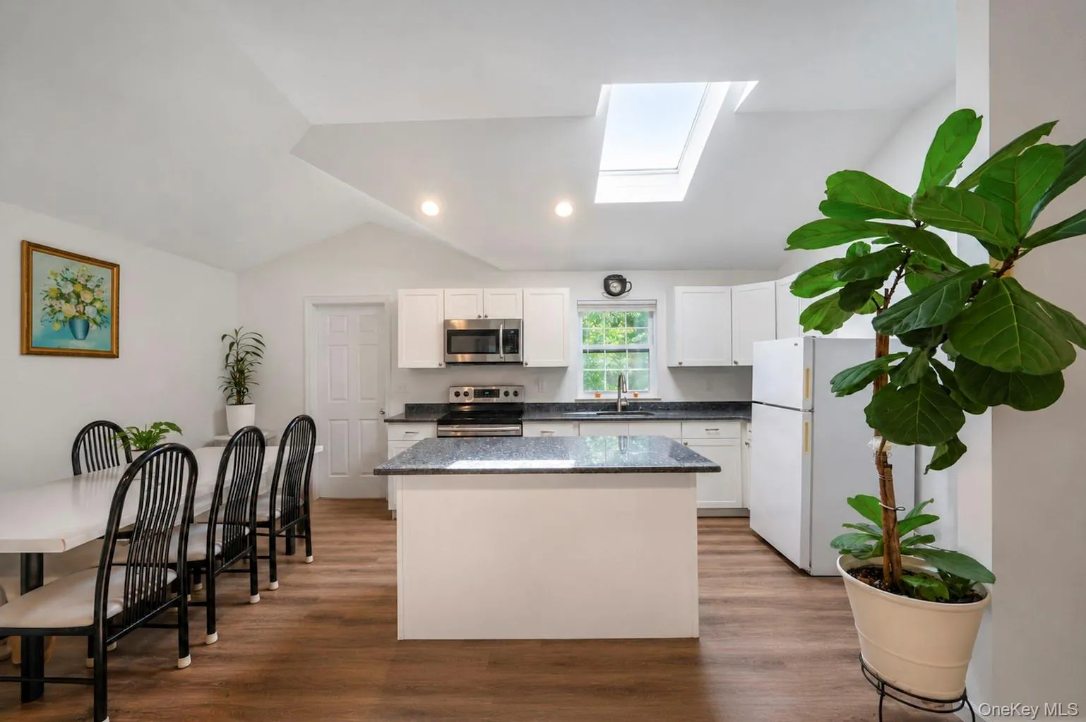 899 Hawkins Avenue, Brookhaven, NY, 4 Bedrooms Bedrooms, 8 Rooms Rooms,2 BathroomsBathrooms,Residential,For Rent,Hawkins,0,1035767 899 Hawkins Avenue, Brookhaven, NY, 4 Bedrooms Bedrooms, 8 Rooms Rooms,2 BathroomsBathrooms,Residential,For Rent,Hawkins,0,1035767