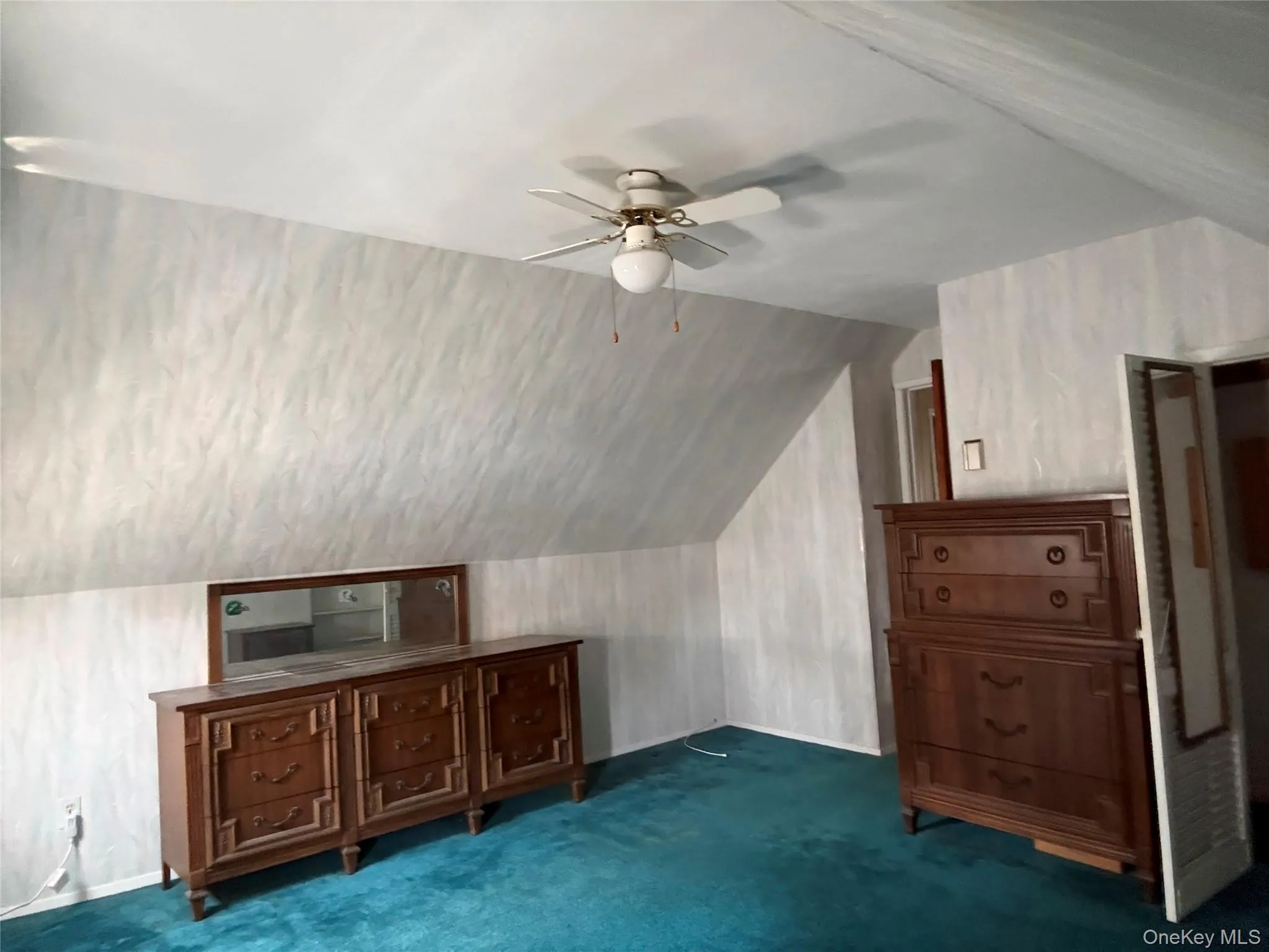 18 Heather Lane, Hempstead, NY, 4 Bedrooms Bedrooms, 8 Rooms Rooms,1 BathroomBathrooms,Residential,For Rent,Heather,0,1035768 18 Heather Lane, Hempstead, NY, 4 Bedrooms Bedrooms, 8 Rooms Rooms,1 BathroomBathrooms,Residential,For Rent,Heather,0,1035768