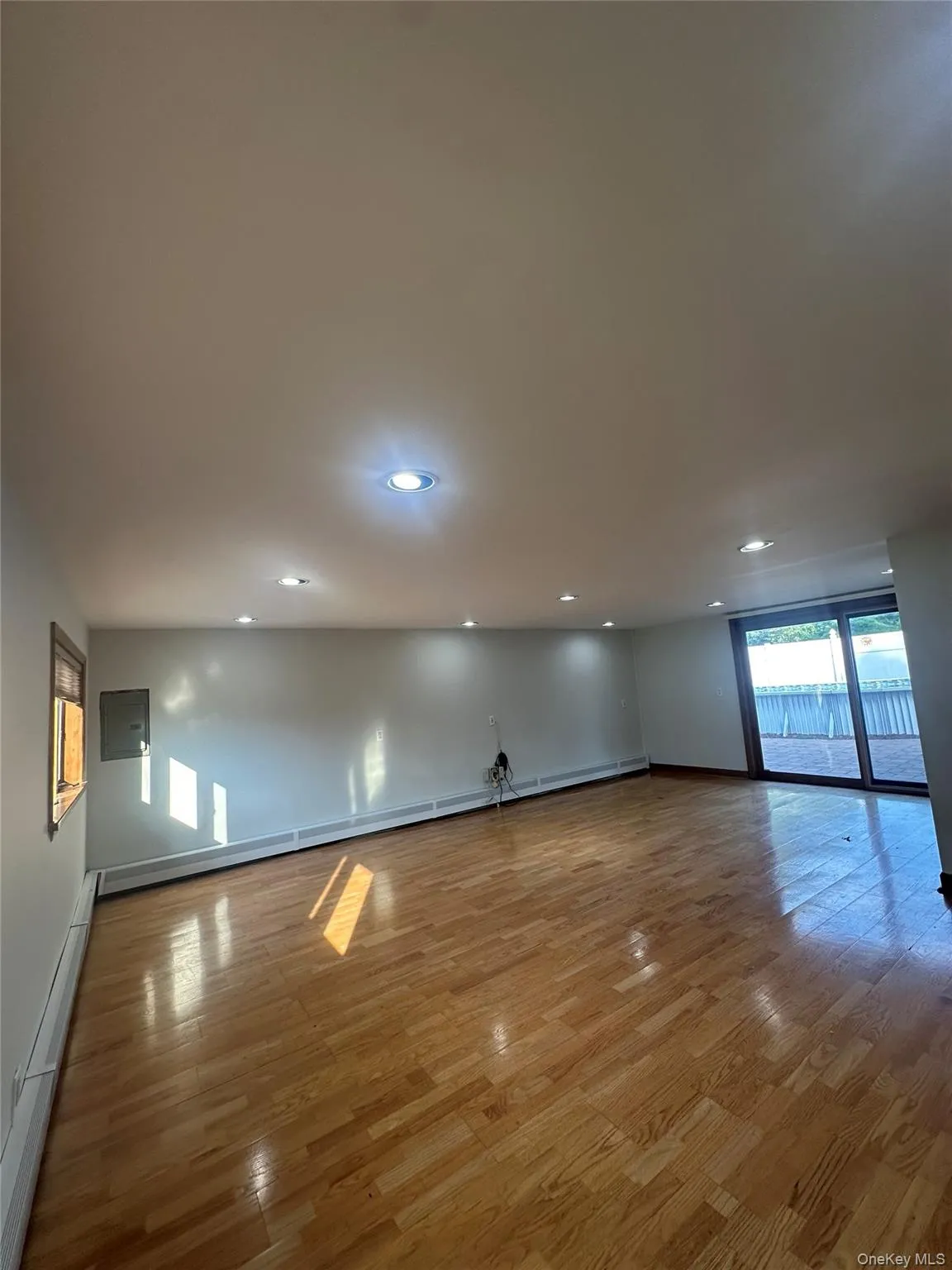 25 Cumberland Road, Oyster Bay, NY, 4 Bedrooms Bedrooms, 8 Rooms Rooms,3 BathroomsBathrooms,Residential Lease,For Rent,Cumberland,0,1035770 25 Cumberland Road, Oyster Bay, NY, 4 Bedrooms Bedrooms, 8 Rooms Rooms,3 BathroomsBathrooms,Residential Lease,For Rent,Cumberland,0,1035770