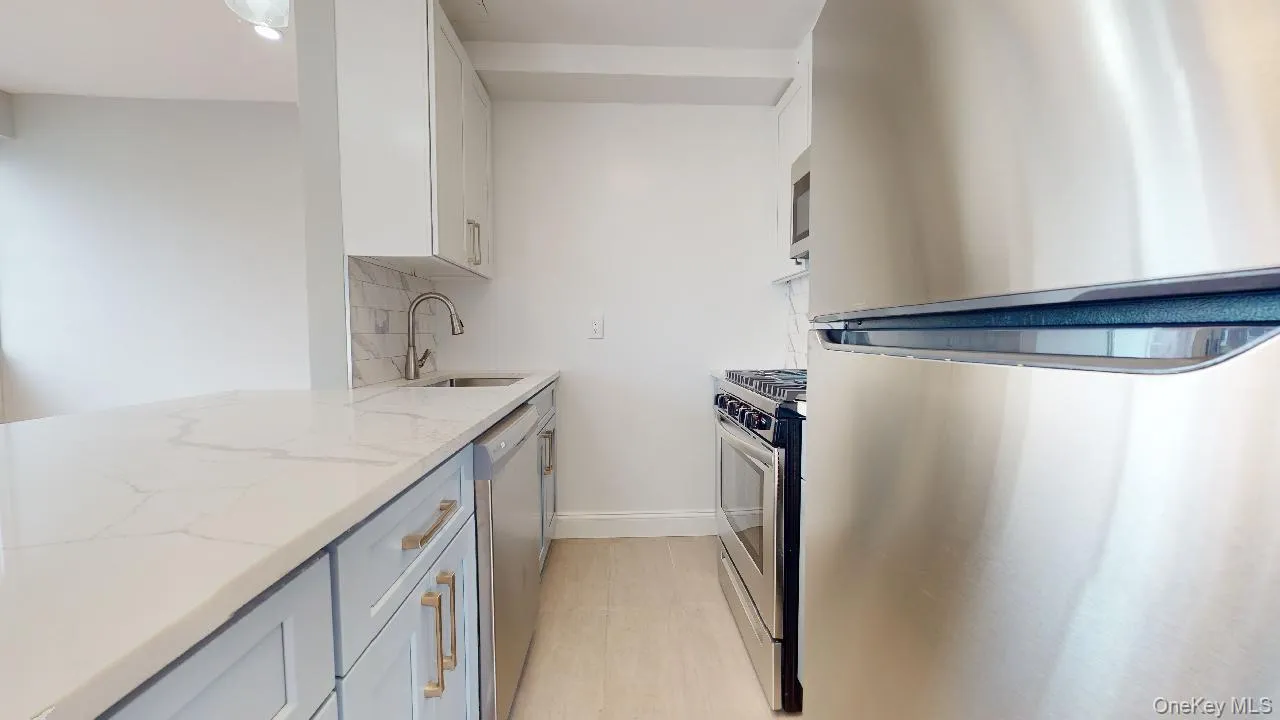 67-39 Clyde Street, New York, NY, 2 Bedrooms Bedrooms, 4 Rooms Rooms,2 BathroomsBathrooms,Residential Lease,For Rent,Clyde,0,1035774 67-39 Clyde Street, New York, NY, 2 Bedrooms Bedrooms, 4 Rooms Rooms,2 BathroomsBathrooms,Residential Lease,For Rent,Clyde,0,1035774