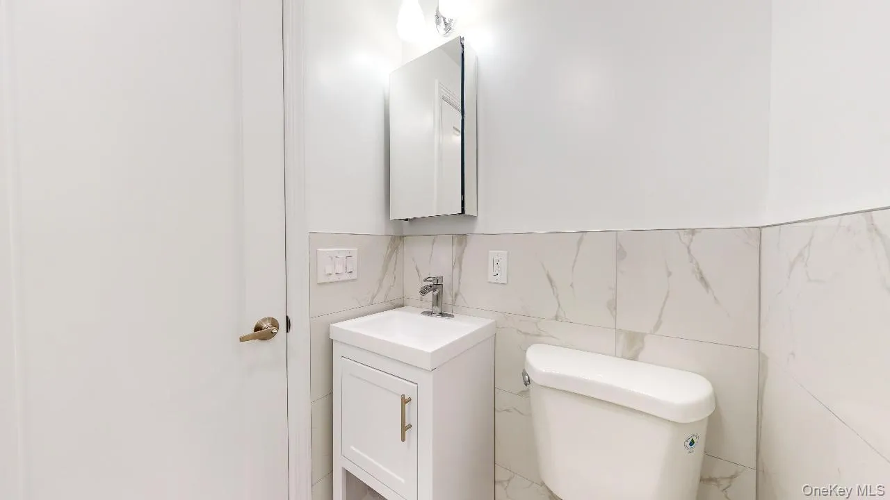 67-39 Clyde Street, New York, NY, 2 Bedrooms Bedrooms, 4 Rooms Rooms,2 BathroomsBathrooms,Residential Lease,For Rent,Clyde,0,1035774 67-39 Clyde Street, New York, NY, 2 Bedrooms Bedrooms, 4 Rooms Rooms,2 BathroomsBathrooms,Residential Lease,For Rent,Clyde,0,1035774