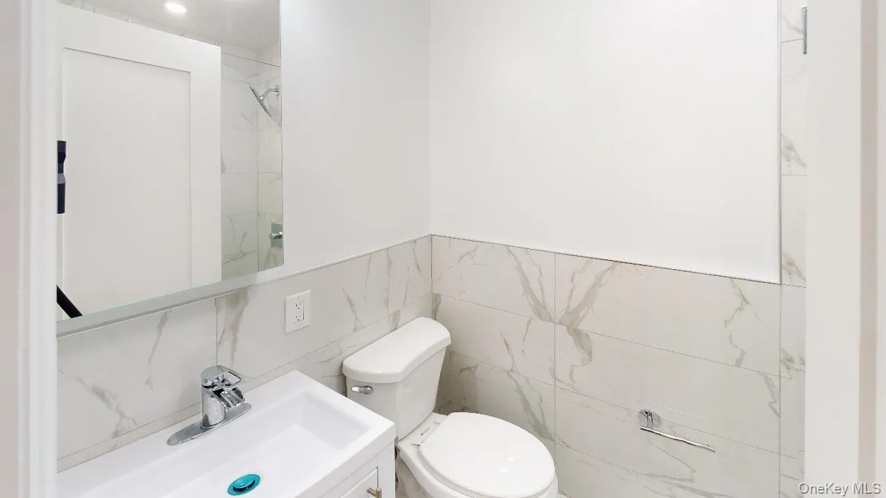 67-39 Clyde Street, New York, NY, 2 Bedrooms Bedrooms, 4 Rooms Rooms,2 BathroomsBathrooms,Residential Lease,For Rent,Clyde,0,1035774 67-39 Clyde Street, New York, NY, 2 Bedrooms Bedrooms, 4 Rooms Rooms,2 BathroomsBathrooms,Residential Lease,For Rent,Clyde,0,1035774