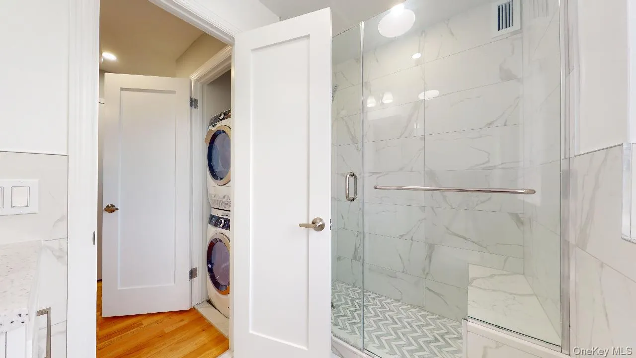 67-39 Clyde Street, New York, NY, 2 Bedrooms Bedrooms, 4 Rooms Rooms,2 BathroomsBathrooms,Residential Lease,For Rent,Clyde,0,1035774 67-39 Clyde Street, New York, NY, 2 Bedrooms Bedrooms, 4 Rooms Rooms,2 BathroomsBathrooms,Residential Lease,For Rent,Clyde,0,1035774