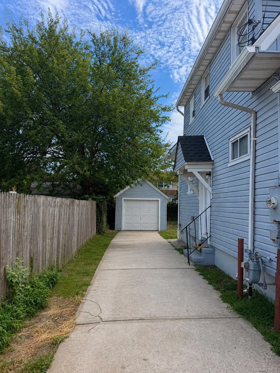 34 Frazier Street, Hempstead, NY, 4 Bedrooms Bedrooms, 8 Rooms Rooms,2 BathroomsBathrooms,Residential,For Rent,Frazier,0,1035788 34 Frazier Street, Hempstead, NY, 4 Bedrooms Bedrooms, 8 Rooms Rooms,2 BathroomsBathrooms,Residential,For Rent,Frazier,0,1035788