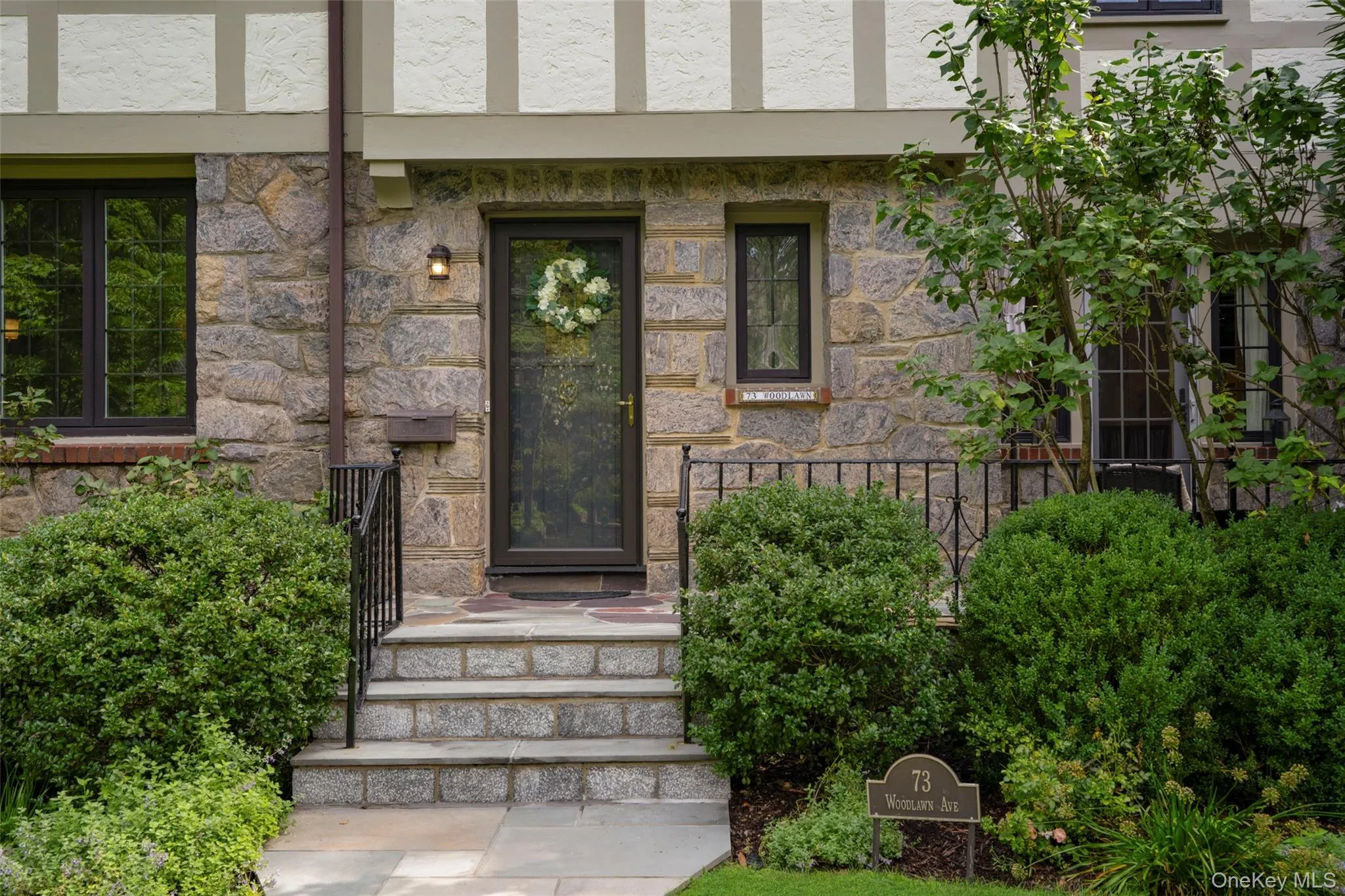 73 Woodlawn Avenue, New Rochelle, NY, 4 Bedrooms Bedrooms, 7 Rooms Rooms,3 BathroomsBathrooms,Residential,For Rent,Woodlawn,0,1035789 73 Woodlawn Avenue, New Rochelle, NY, 4 Bedrooms Bedrooms, 7 Rooms Rooms,3 BathroomsBathrooms,Residential,For Rent,Woodlawn,0,1035789