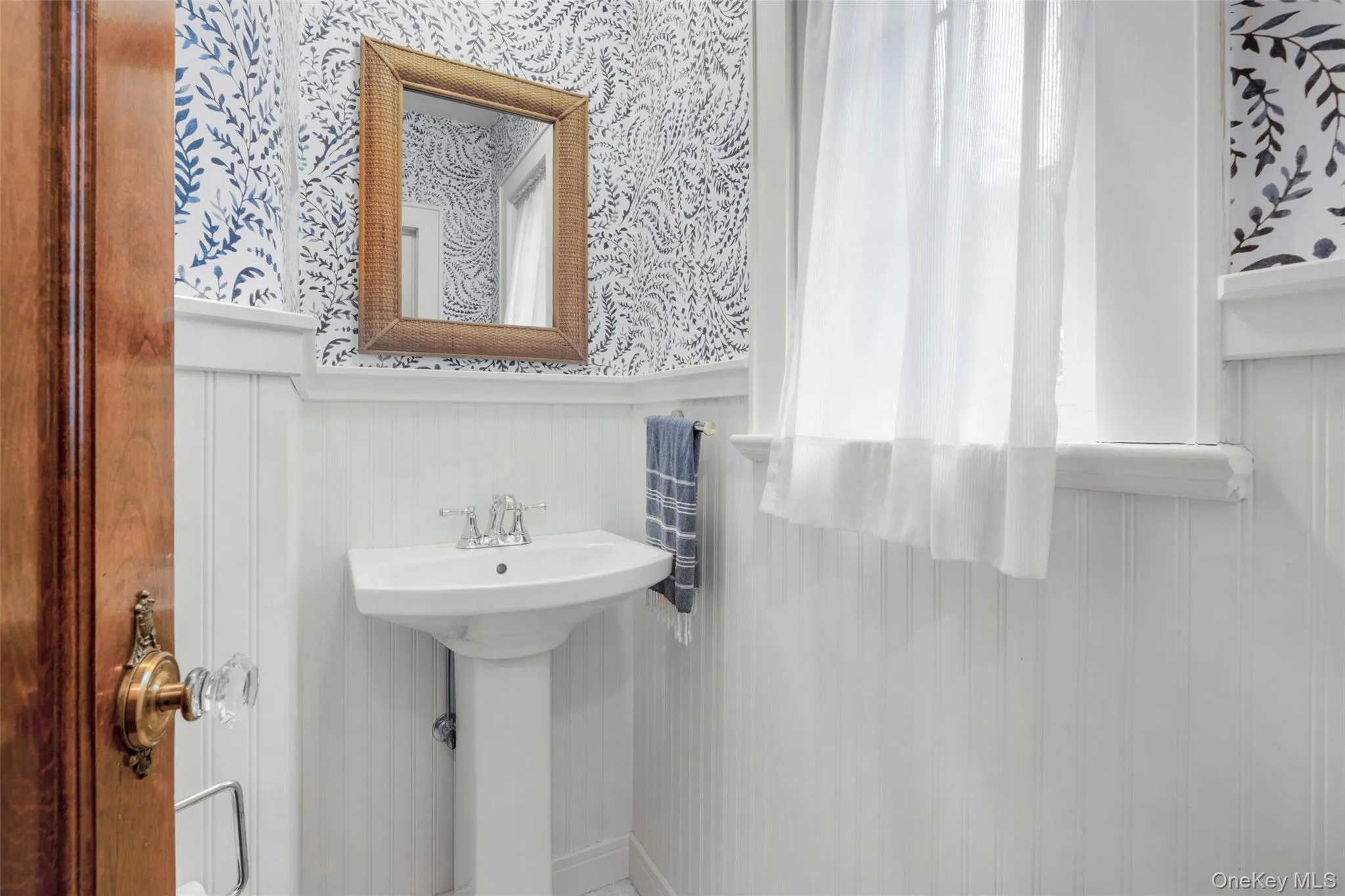 73 Woodlawn Avenue, New Rochelle, NY, 4 Bedrooms Bedrooms, 7 Rooms Rooms,3 BathroomsBathrooms,Residential,For Rent,Woodlawn,0,1035789 73 Woodlawn Avenue, New Rochelle, NY, 4 Bedrooms Bedrooms, 7 Rooms Rooms,3 BathroomsBathrooms,Residential,For Rent,Woodlawn,0,1035789